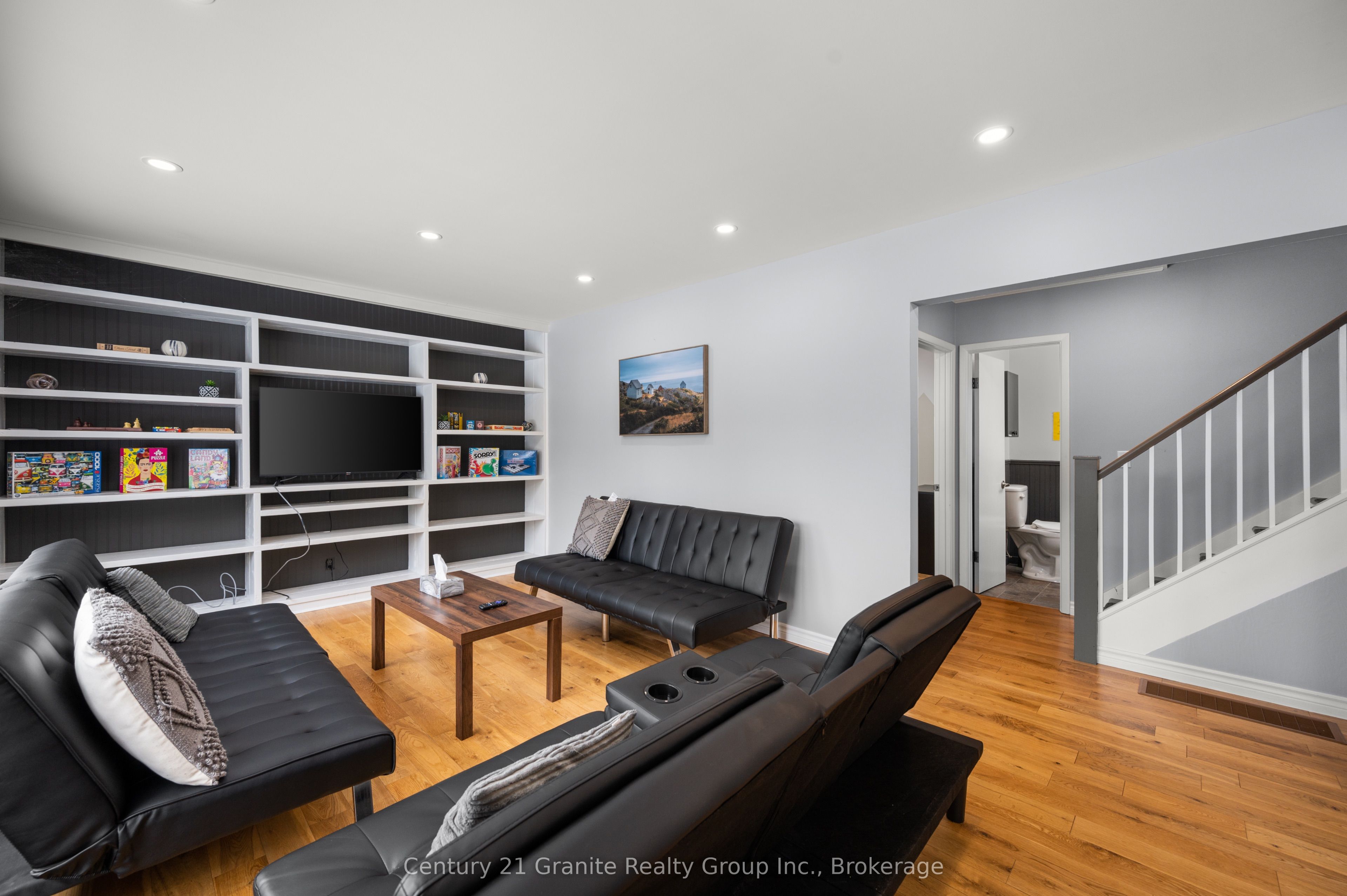 26733 S Highway 62 Property Photo 14