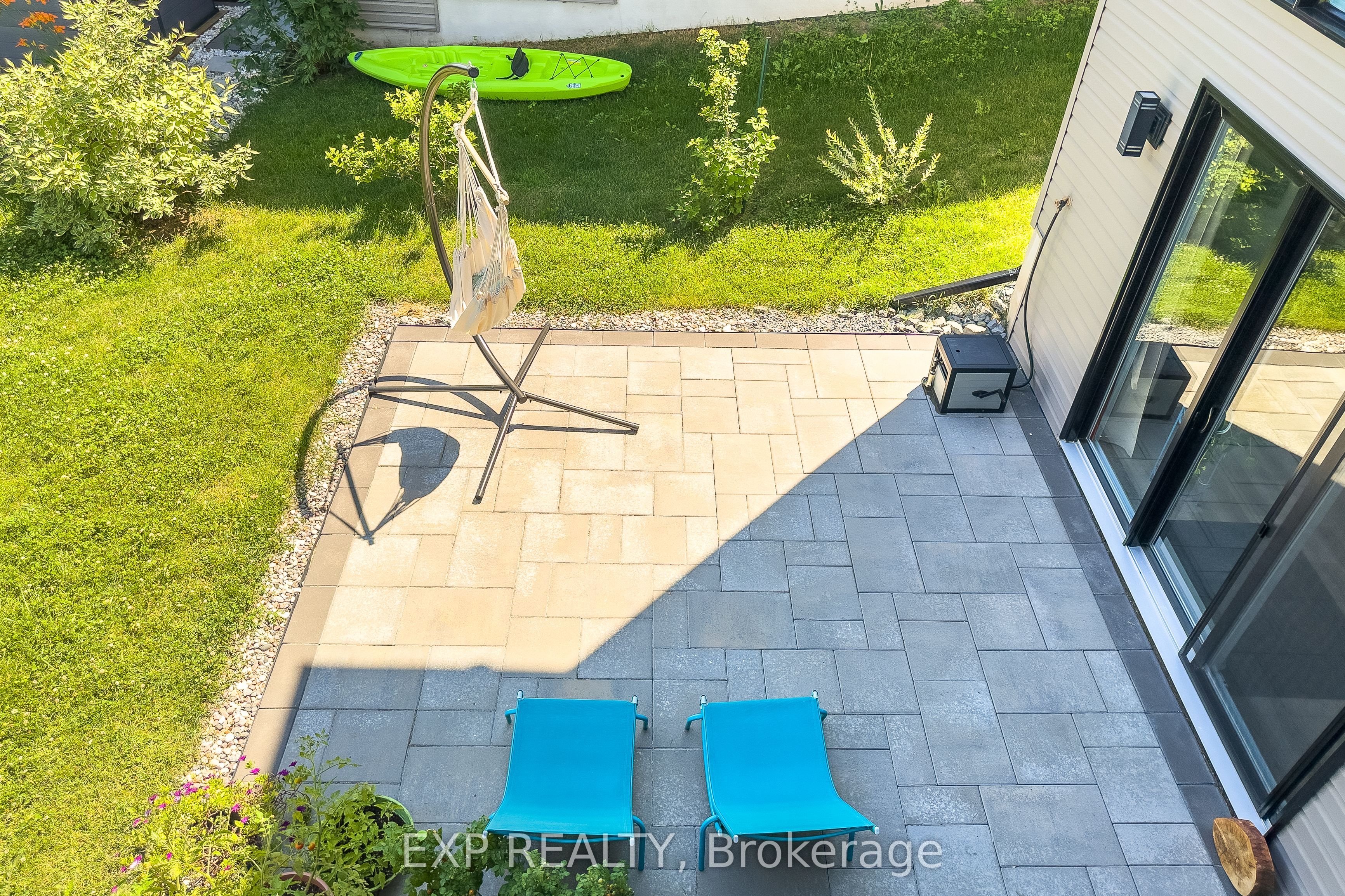 144 Argile Street Property Photo 11