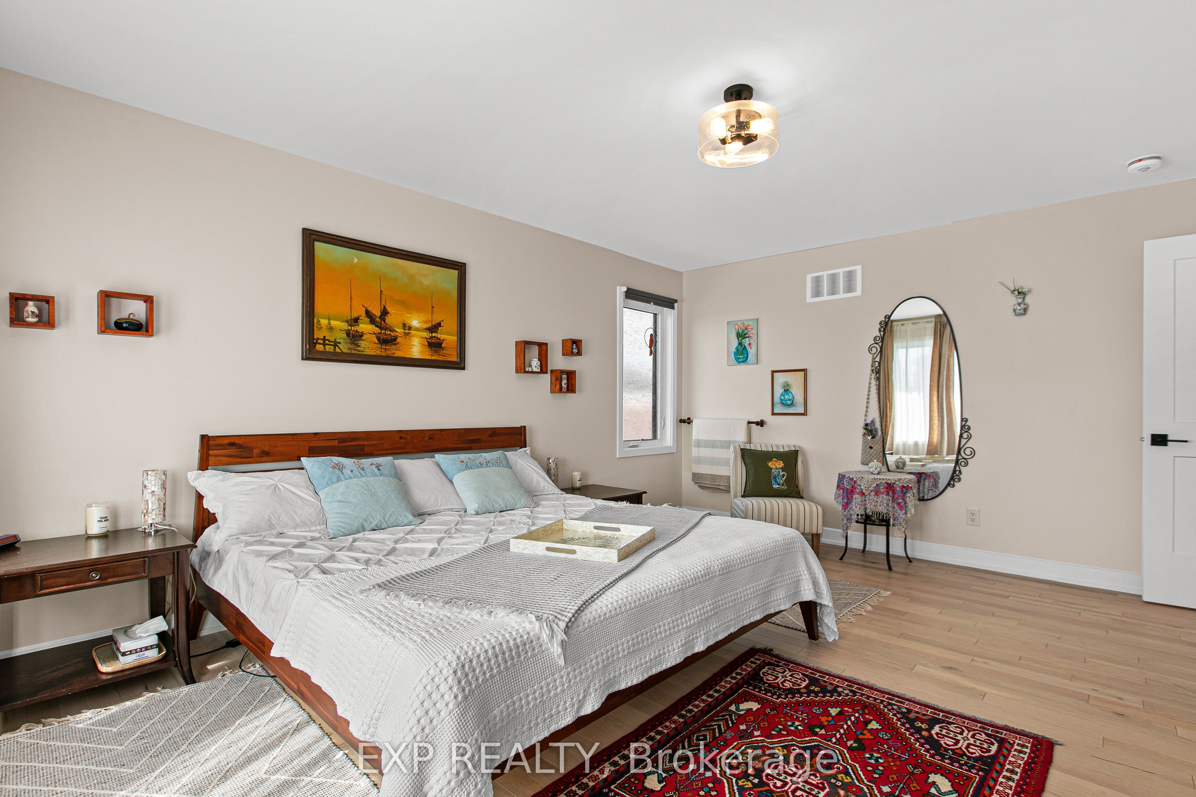 144 Argile Street Property Photo 34