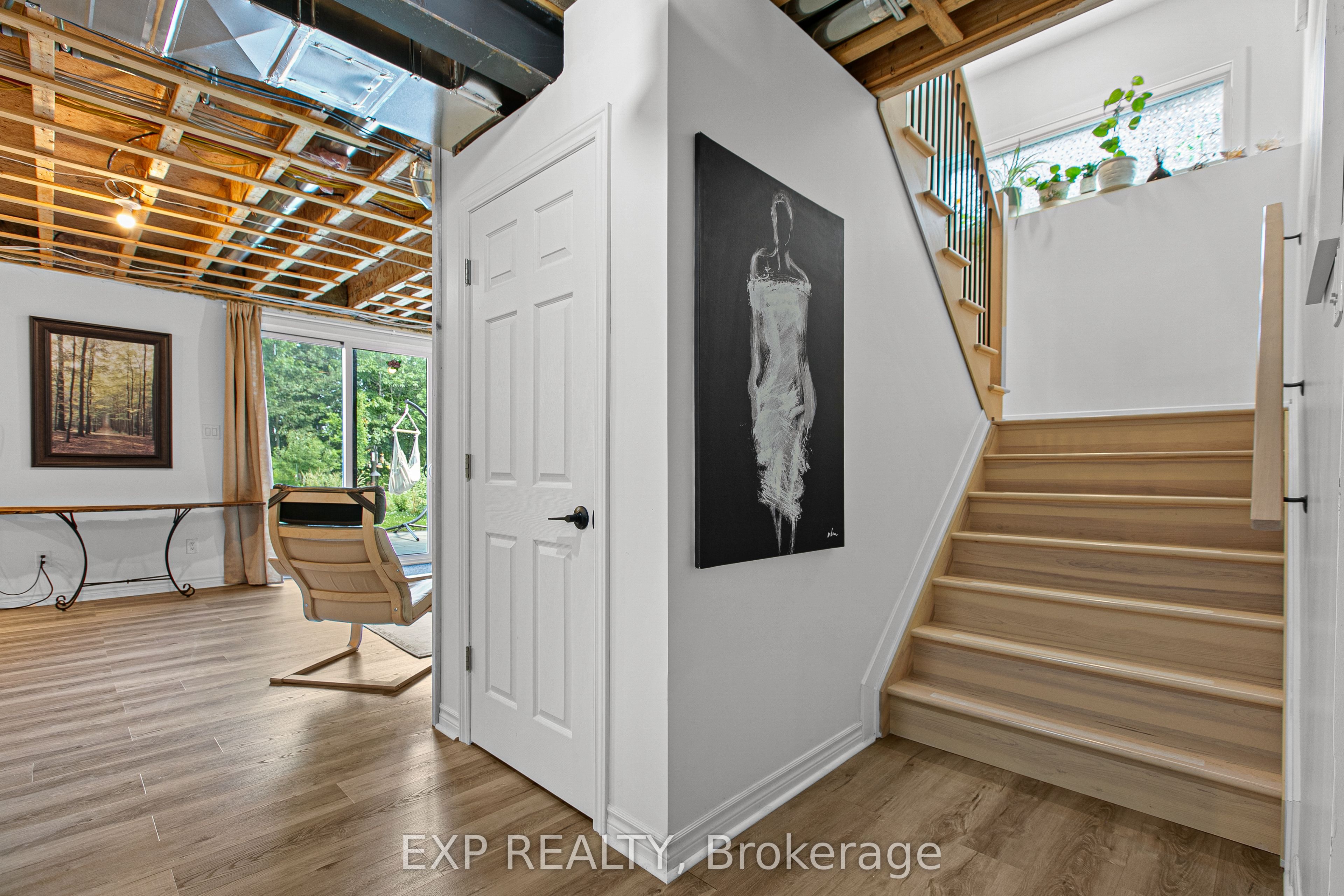 144 Argile Street Property Photo 43