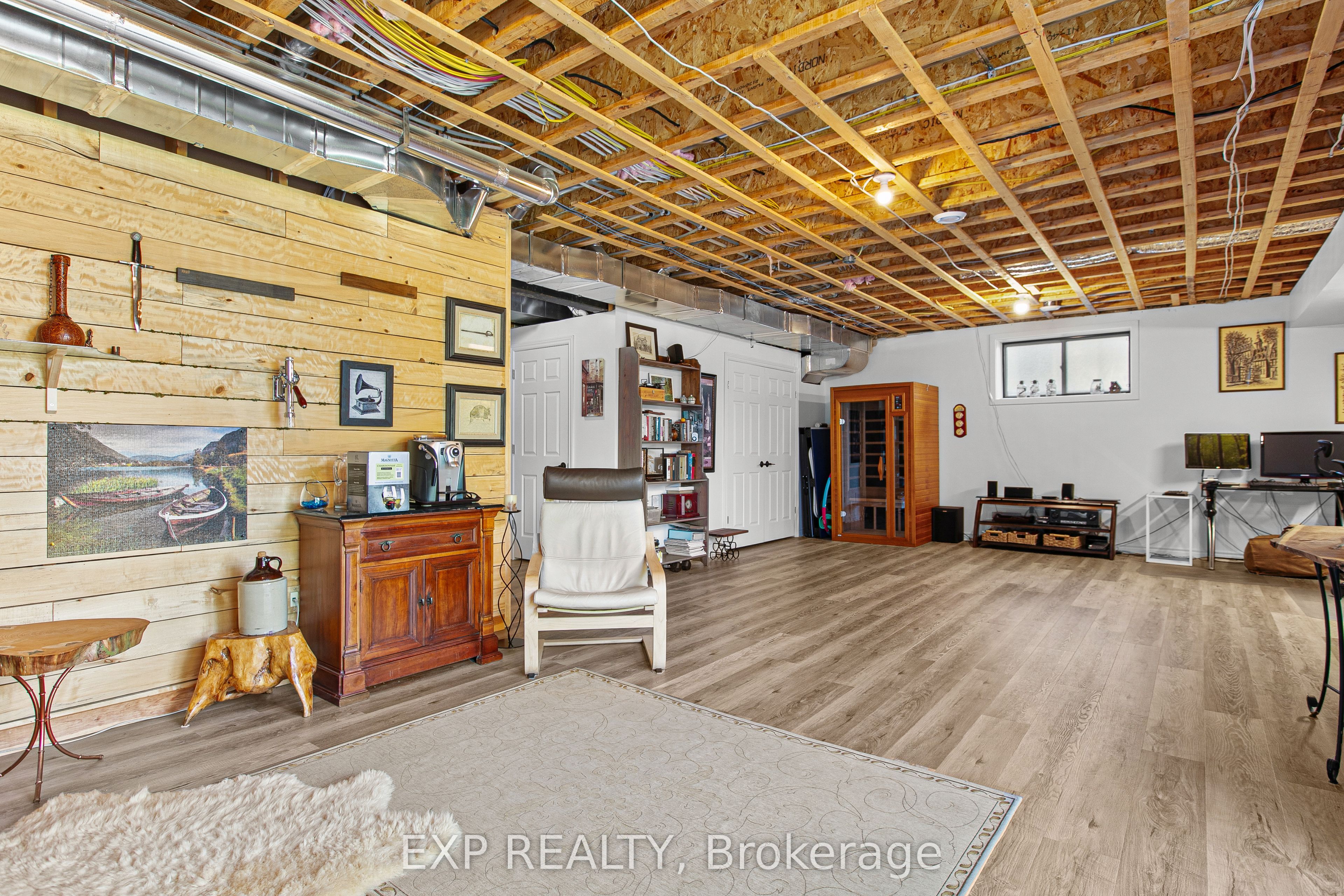 144 Argile Street Property Photo 45