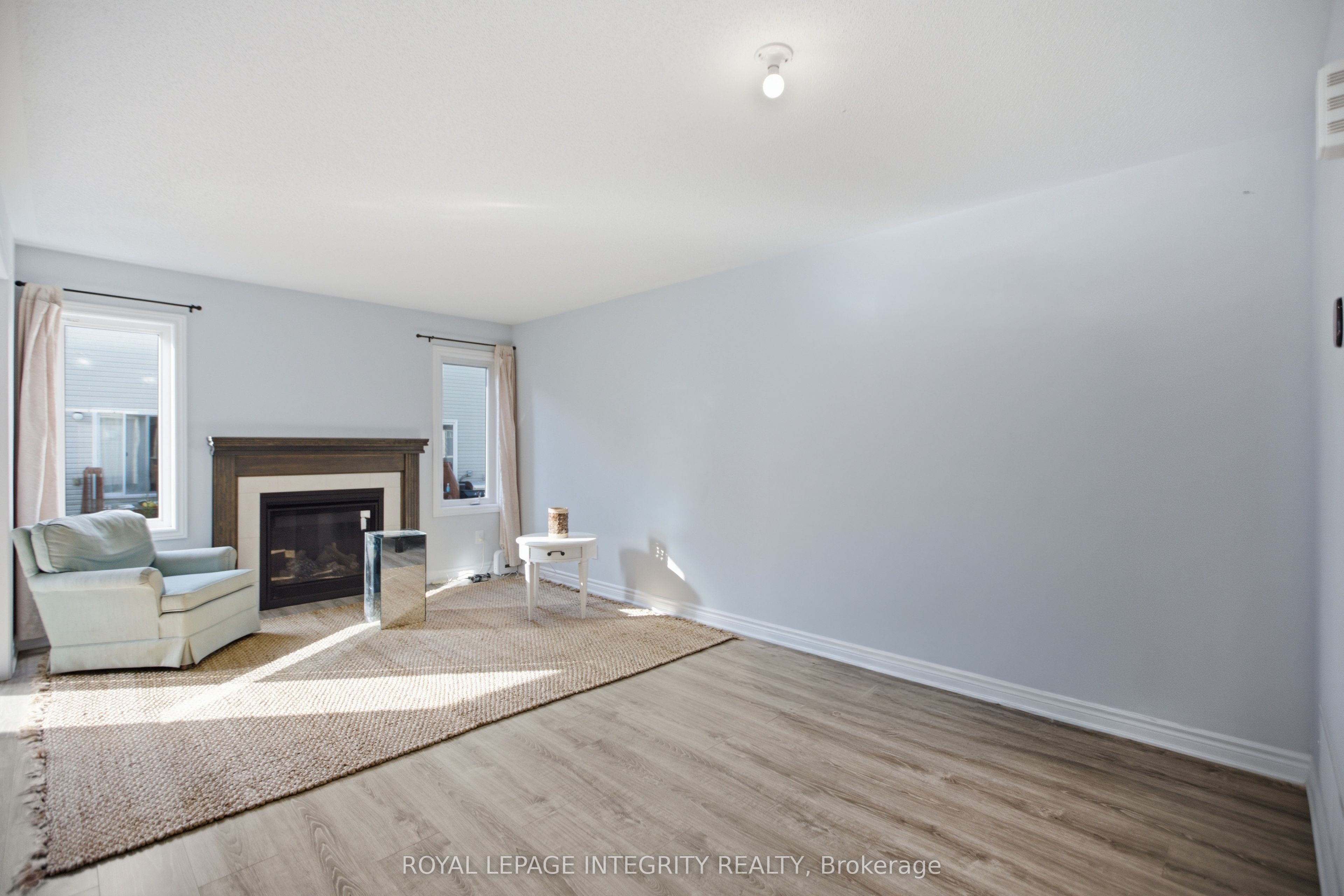 2235 Watercolours Way Property Photo 4