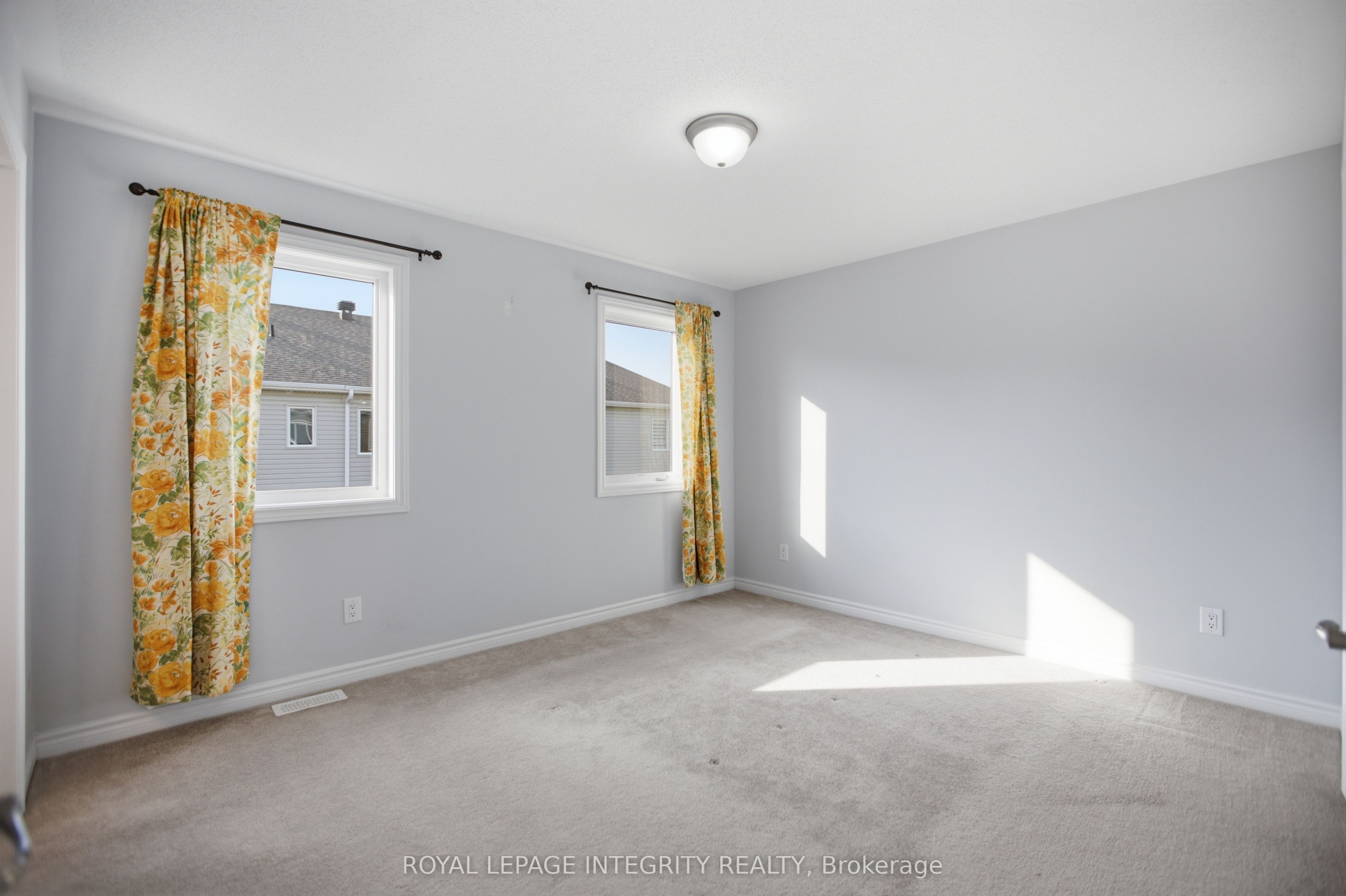 2235 Watercolours Way Property Photo 9