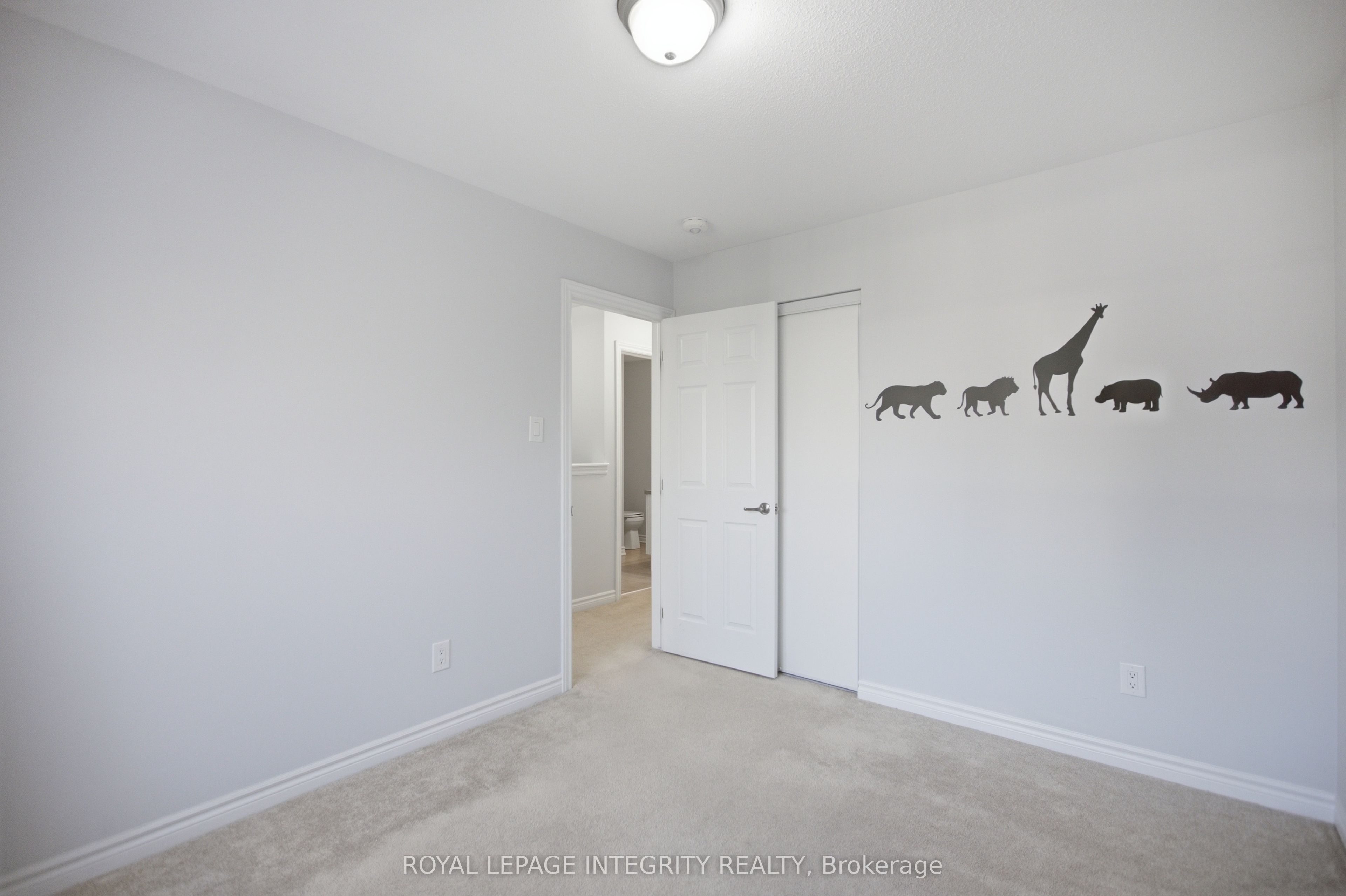 2235 Watercolours Way Property Photo 13