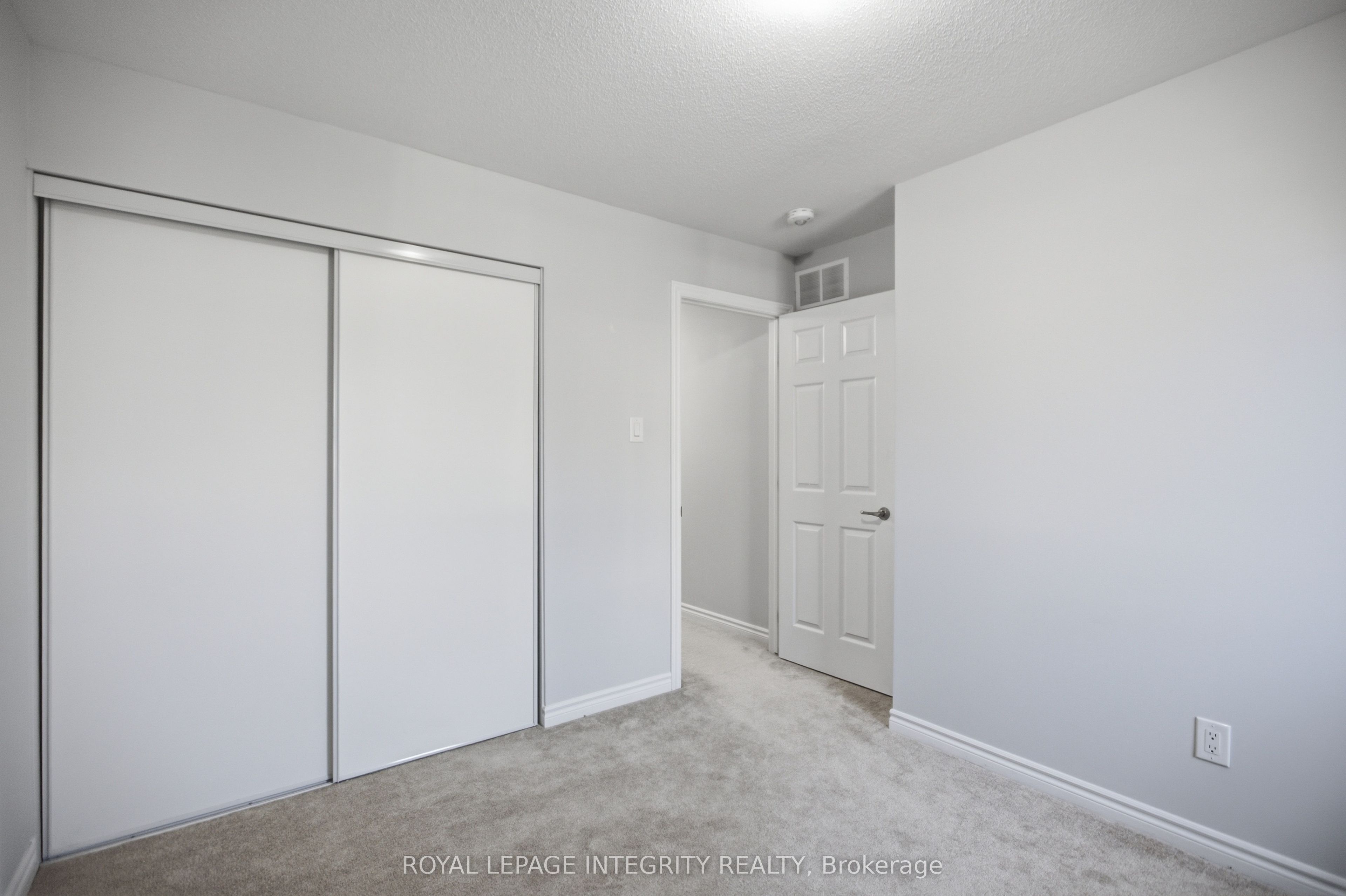 2235 Watercolours Way Property Photo 15