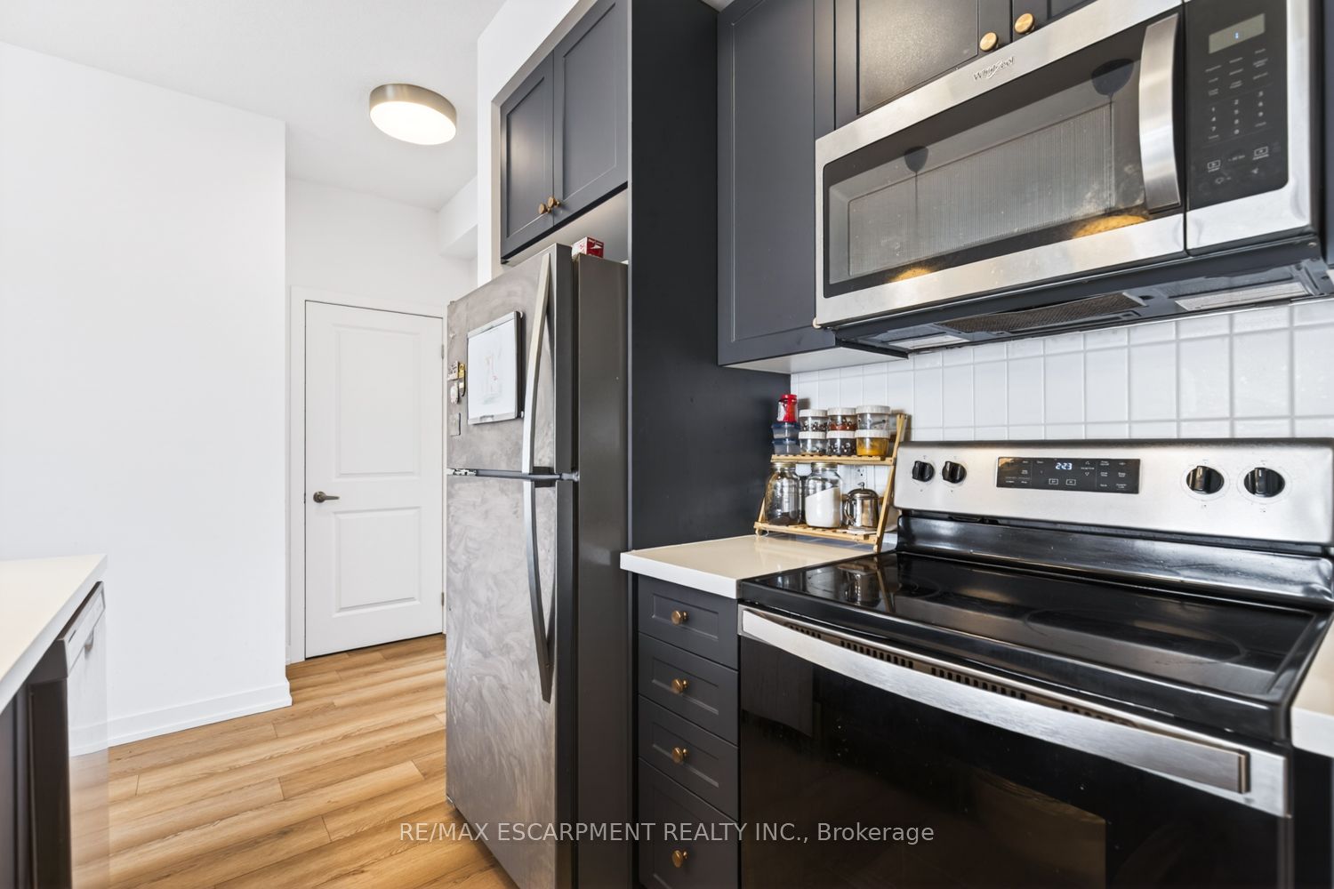 470 Dundas Street E 904 Property Photo 10