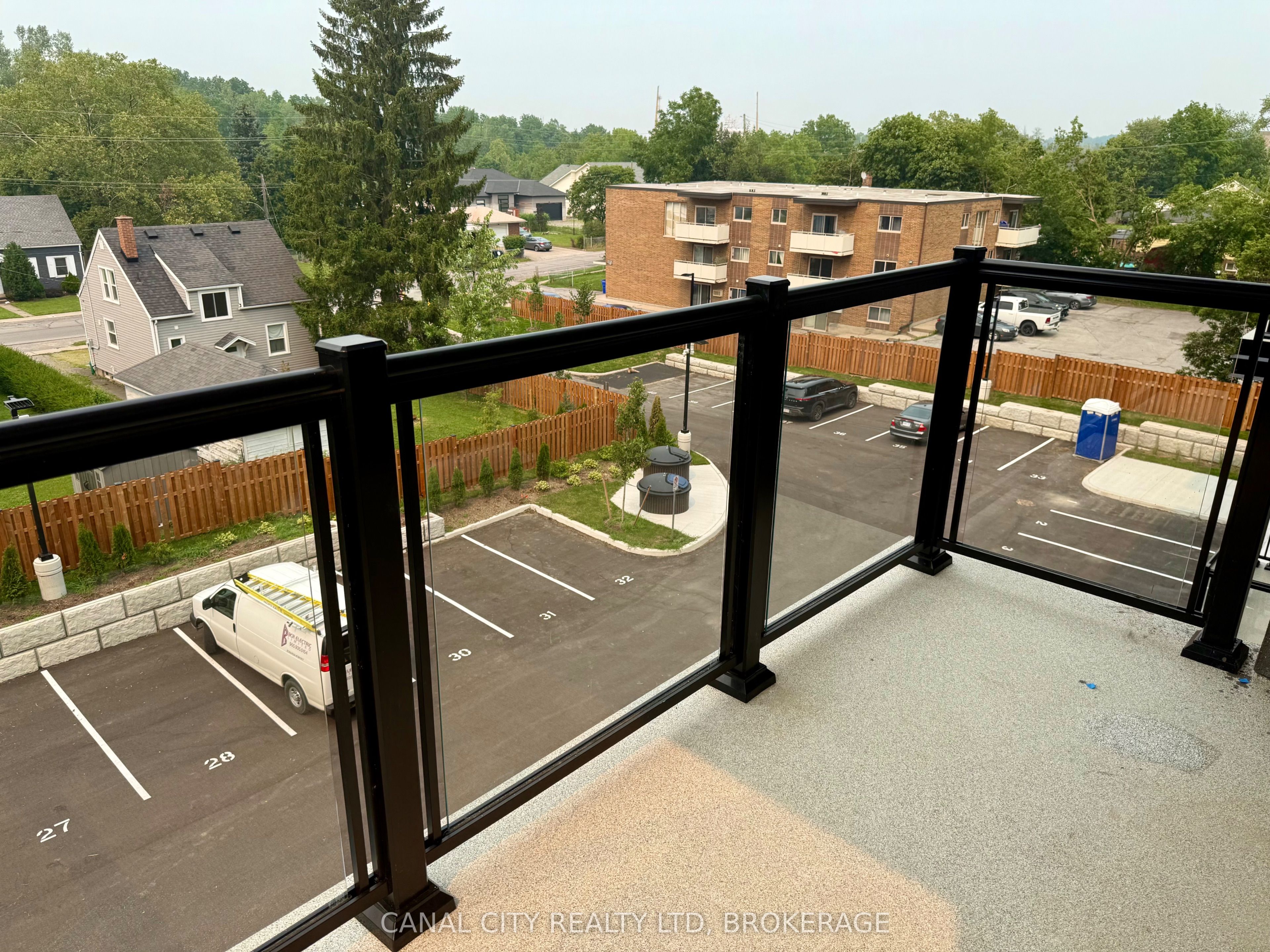 8 Hutt Lane 407 Property Photo 27