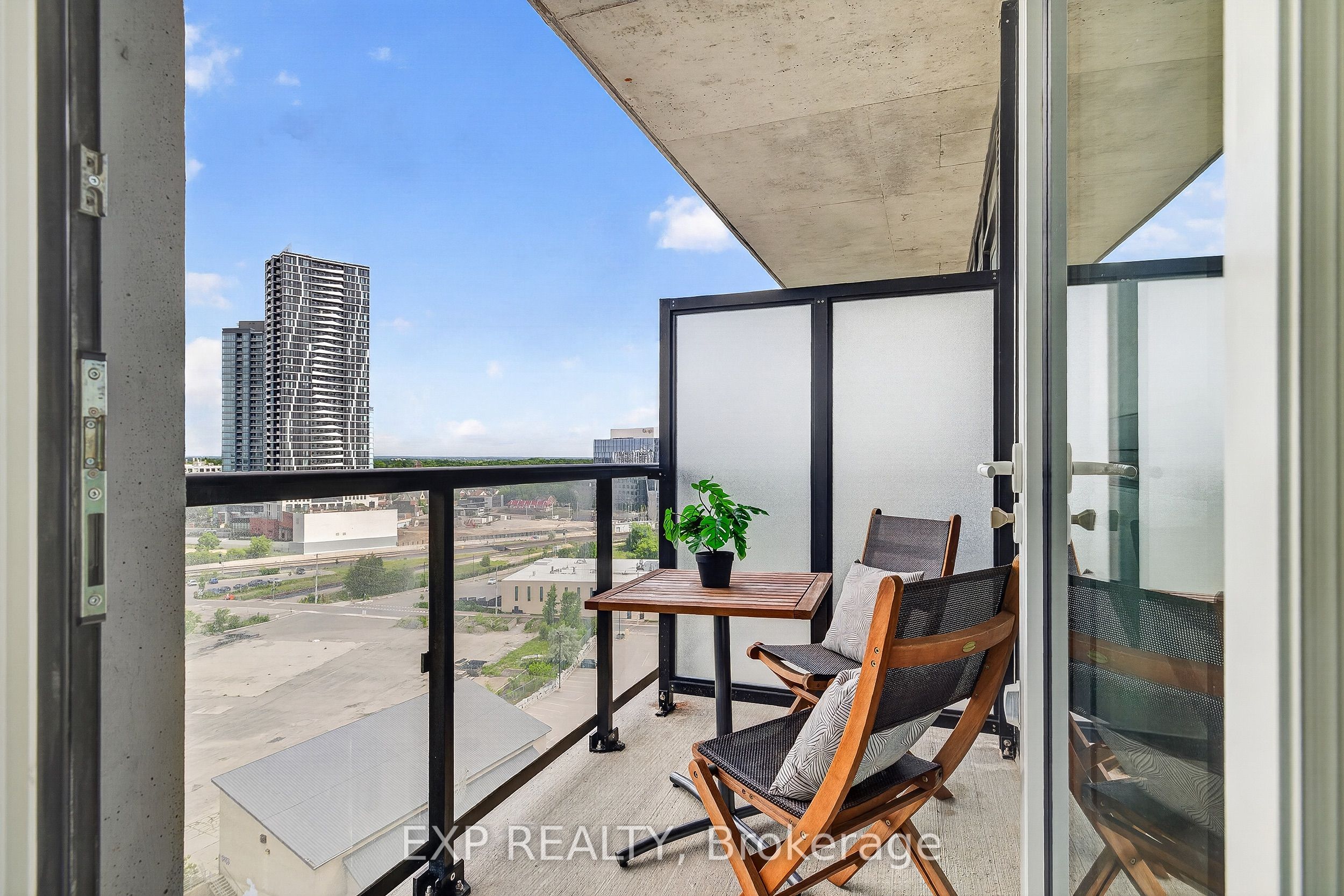 108 Garment Street 1510 Property Photo 17