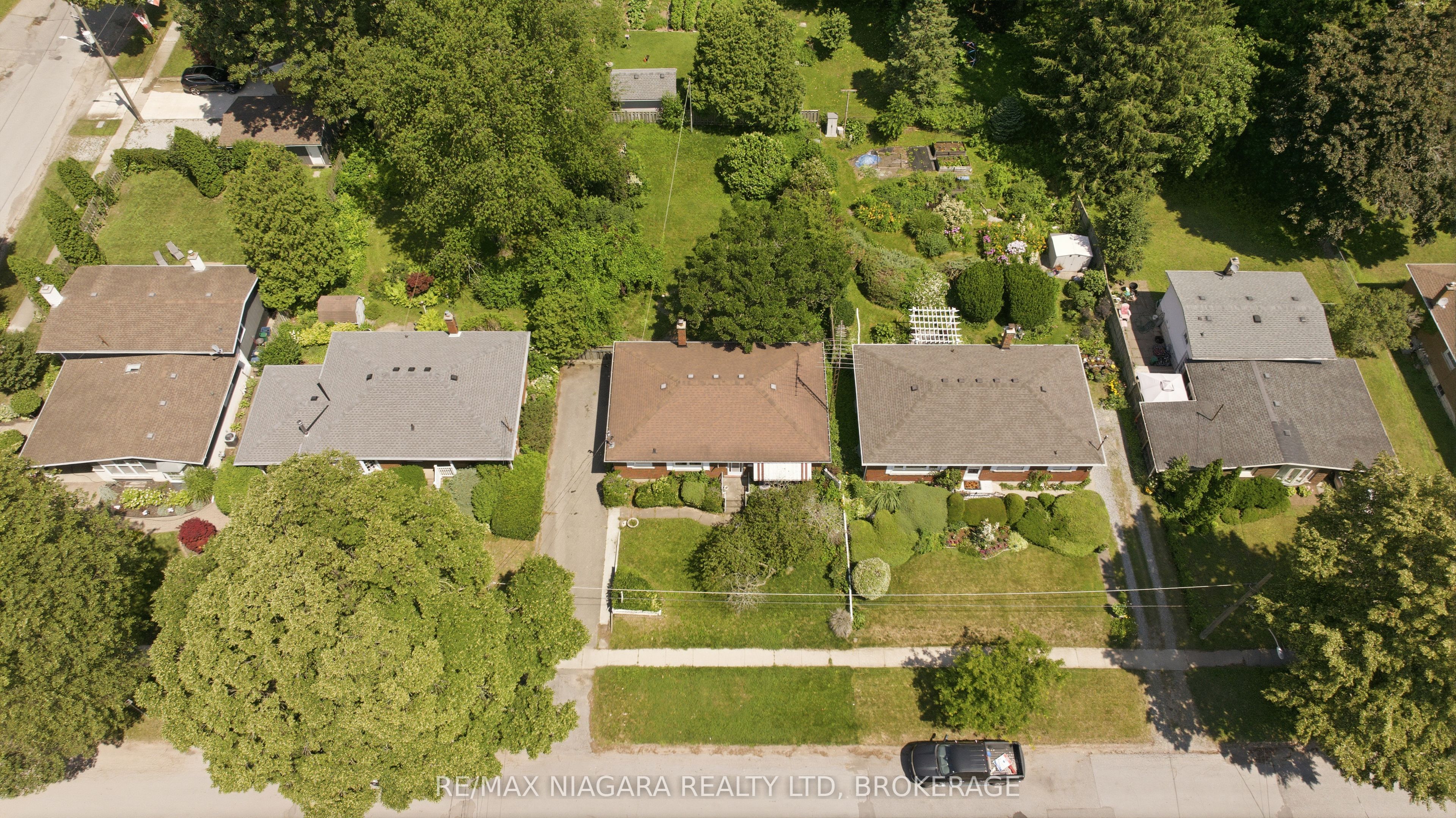 6479 Brock Street Property Photo 31