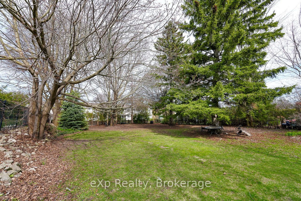 79 Albert Street S Property Photo 27