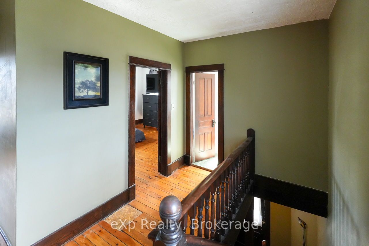 79 Albert Street S Property Photo 15