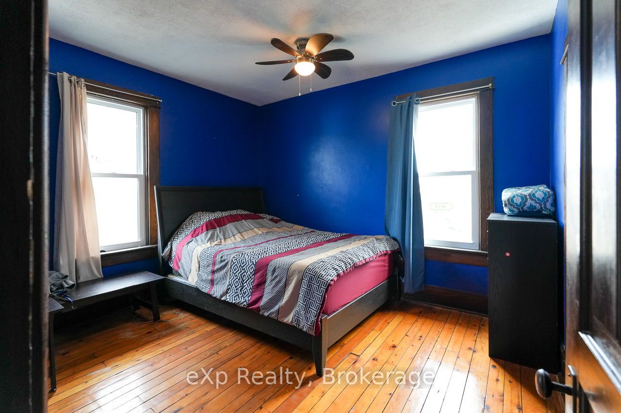 79 Albert Street S Property Photo 20