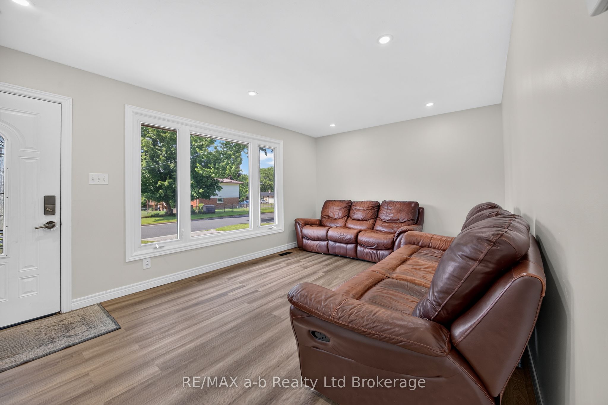 7 Marchant Street Property Photo 13