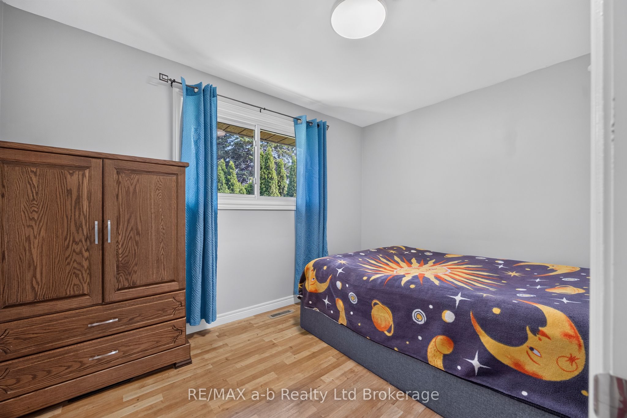 7 Marchant Street Property Photo 17