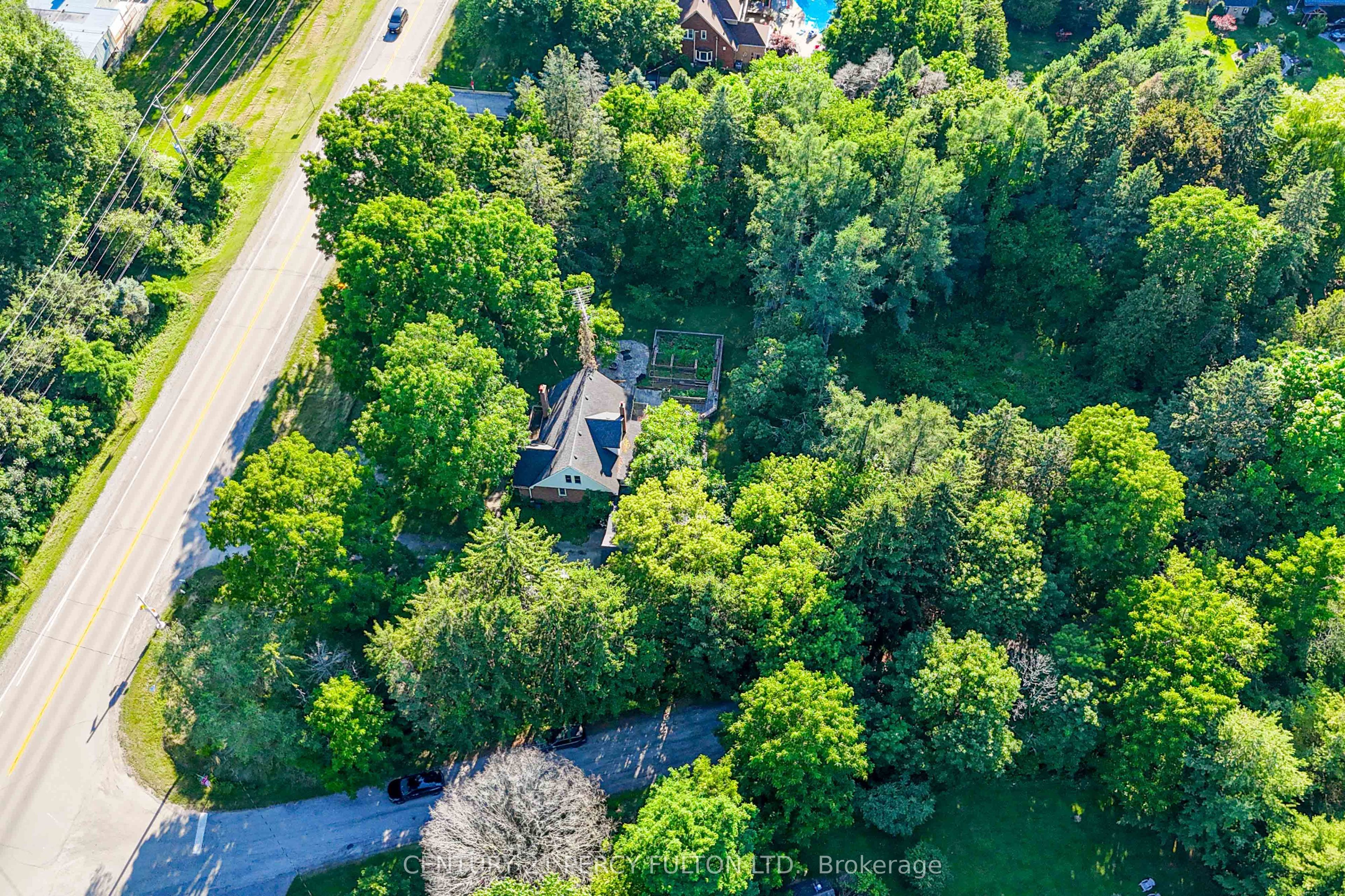 1853 Governors Road Property Photo 45