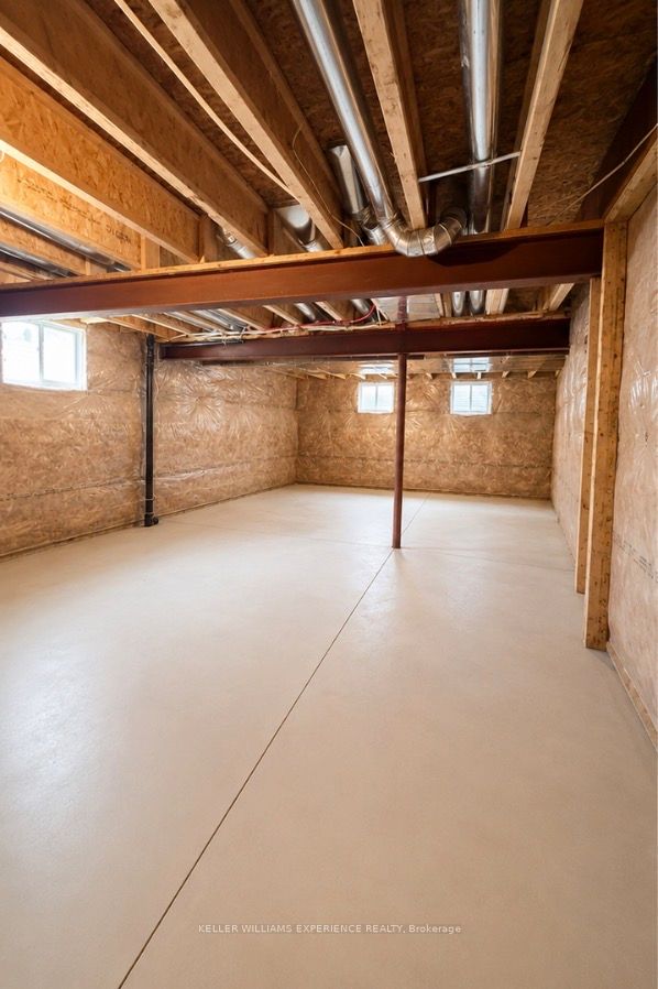 31 Browning Boulevard S Property Photo 16