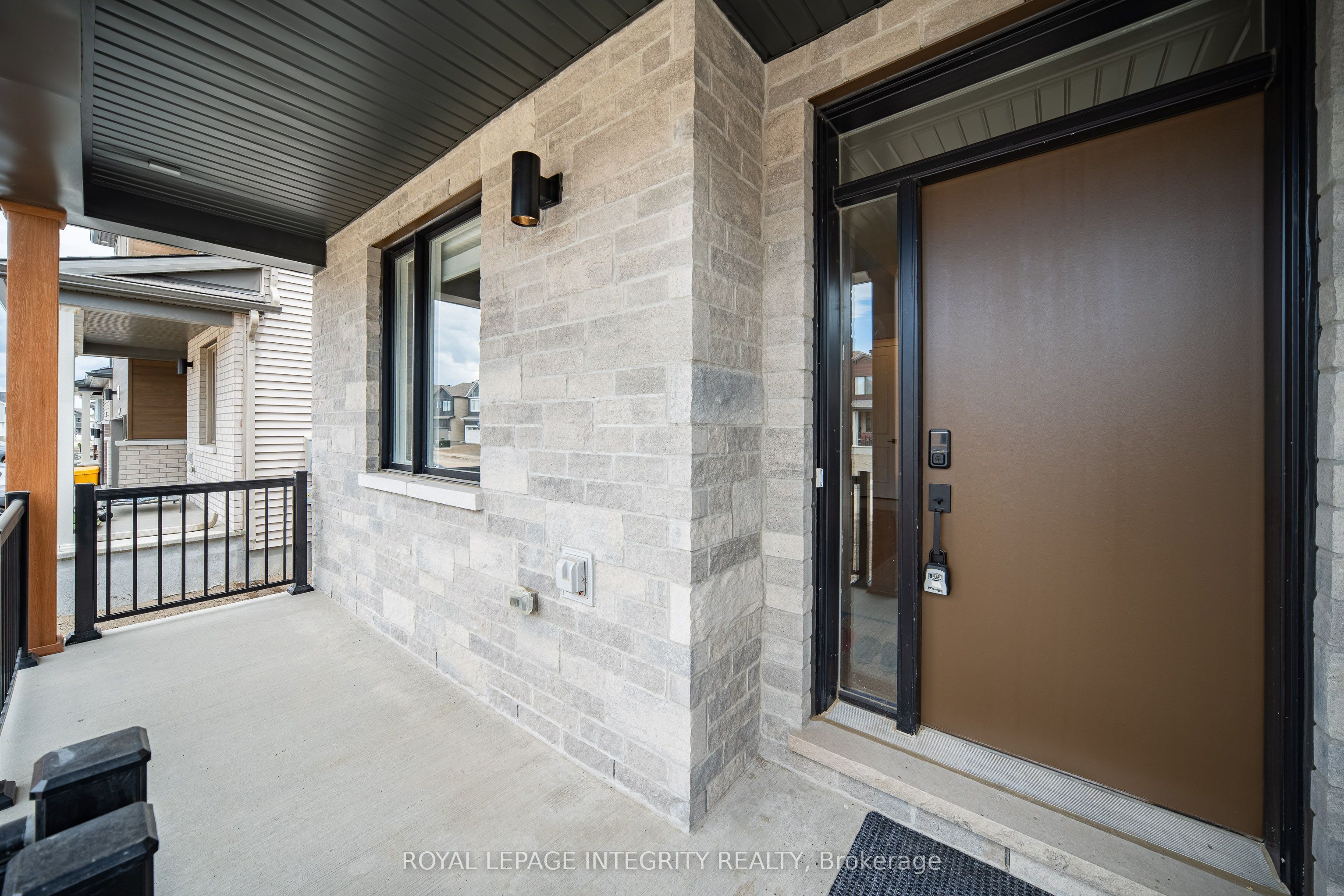 804 Tincture Place Property Photo 2