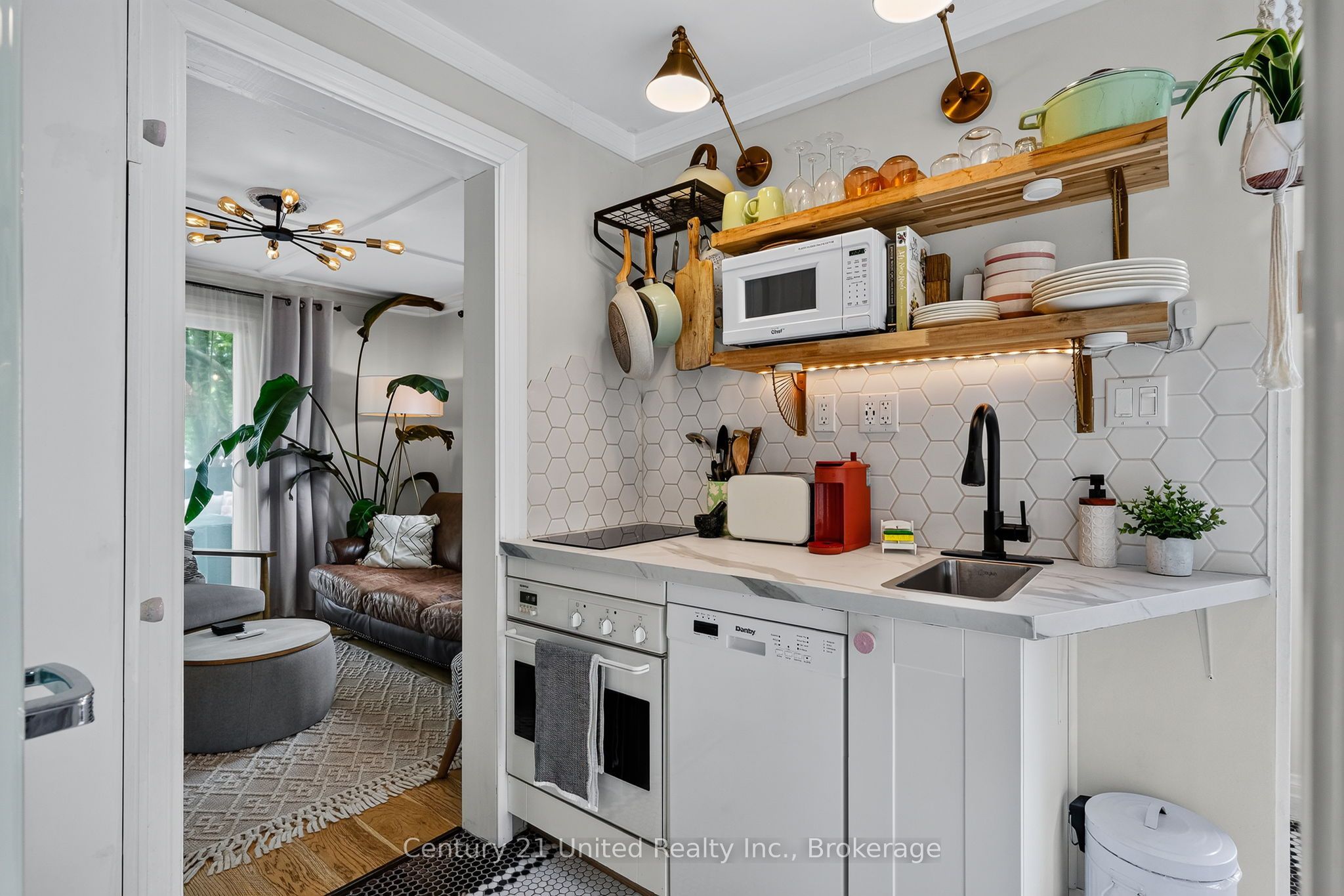 182 Durham Street Property Photo 8