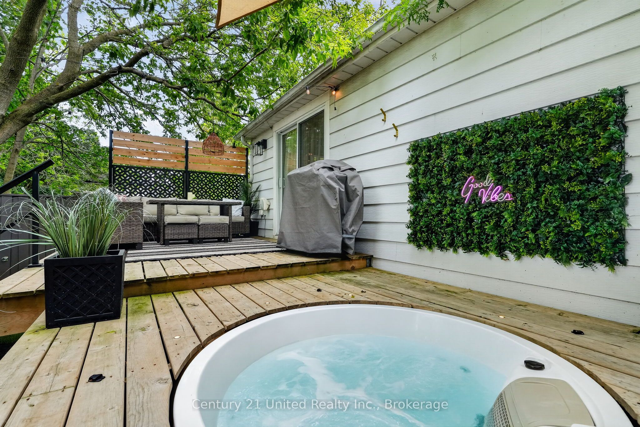 182 Durham Street Property Photo 36