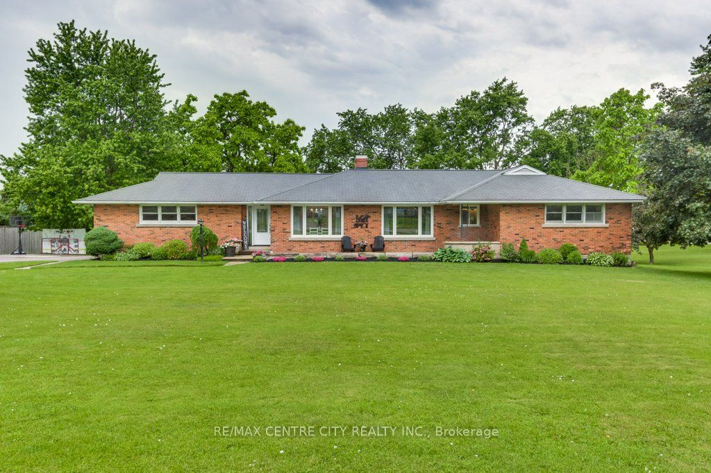 196873 19th Line Property Photo 4