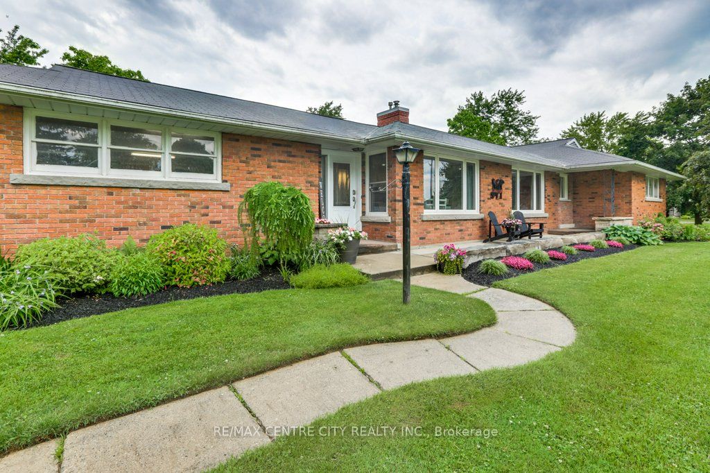 196873 19th Line Property Photo 7