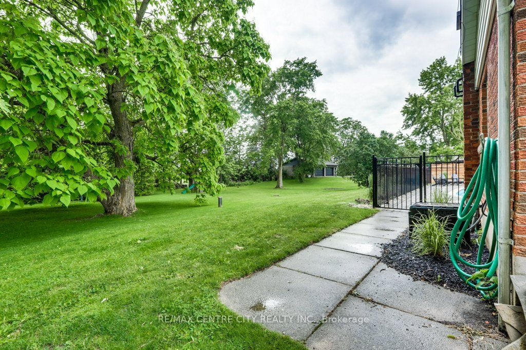 196873 19th Line Property Photo 42