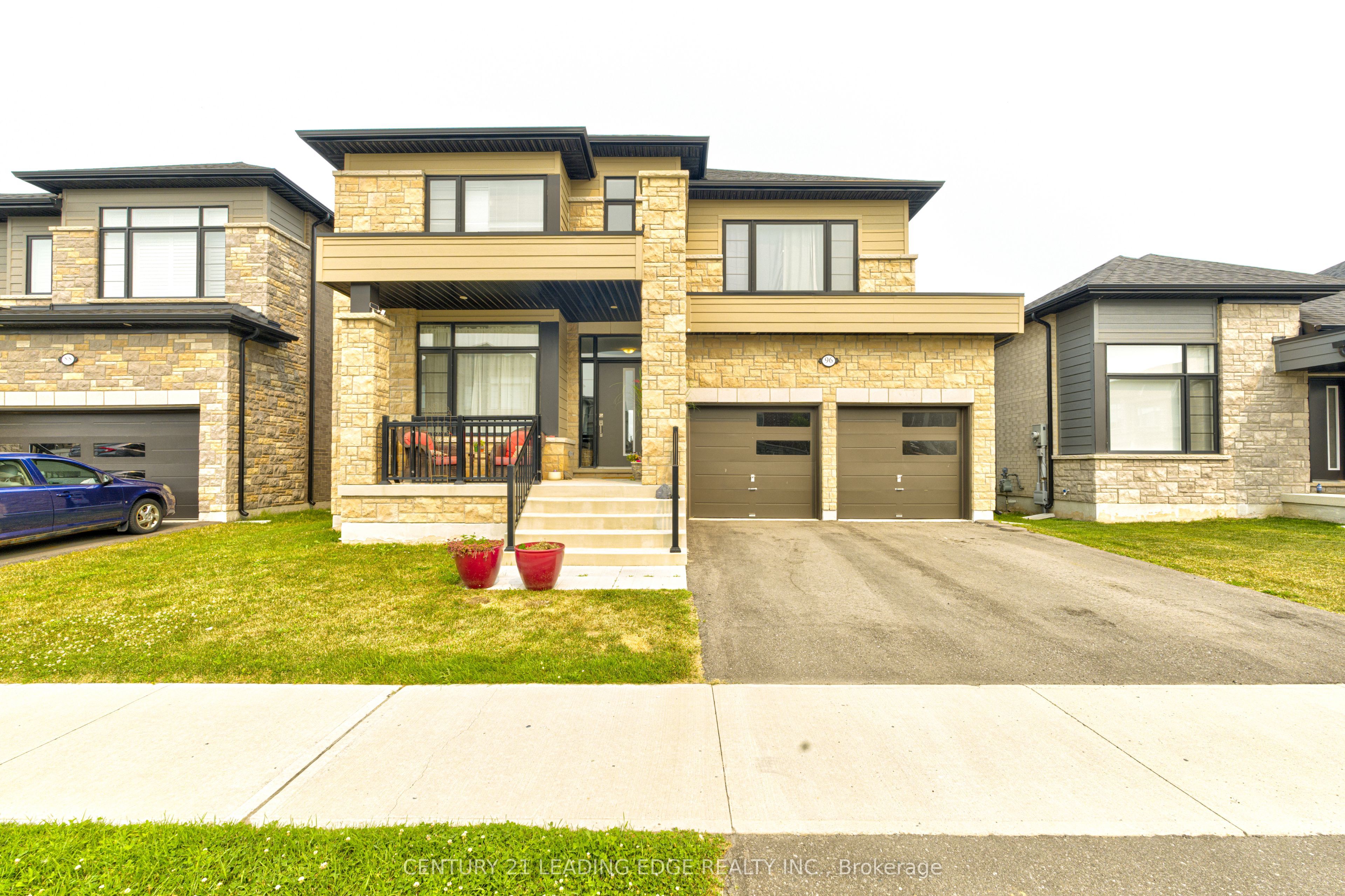 96 Shoreview Drive Property Photo 3