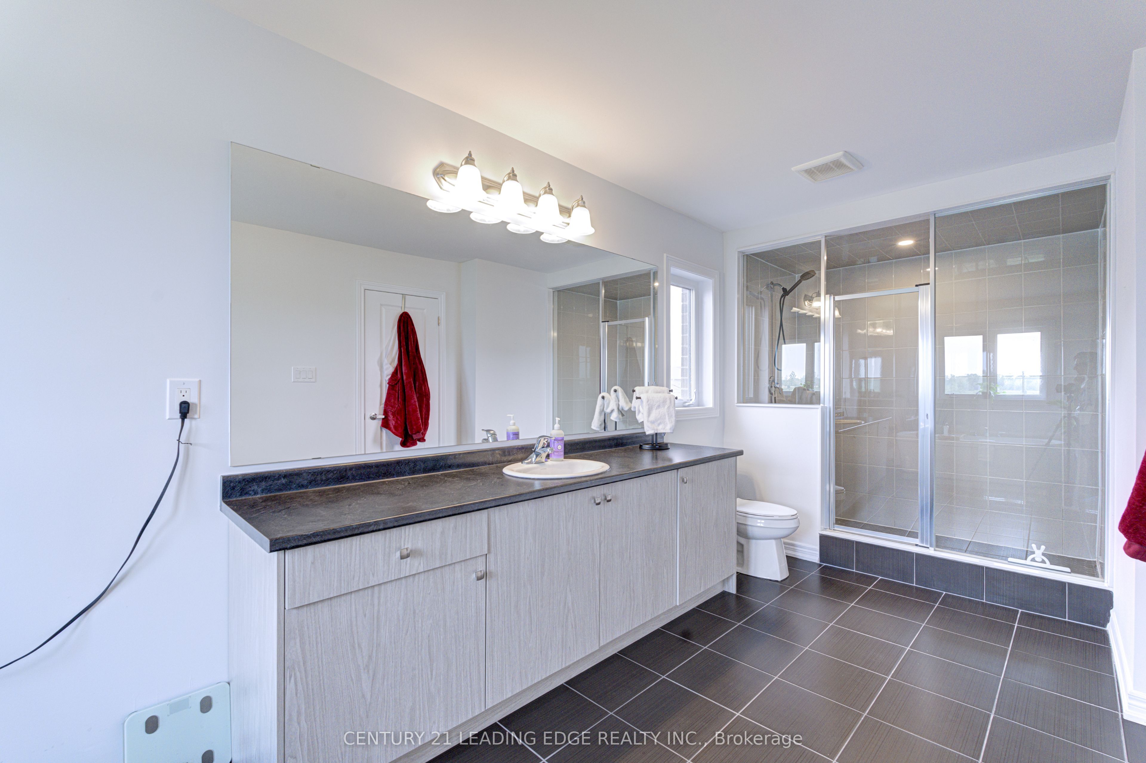 96 Shoreview Drive Property Photo 16