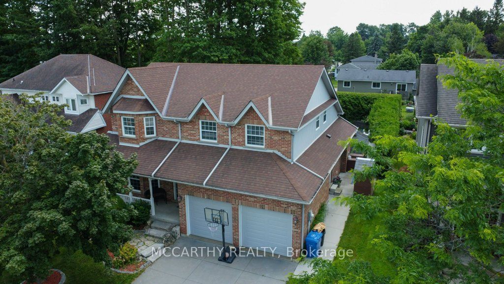 423 Old Village Lane Property Photo 46