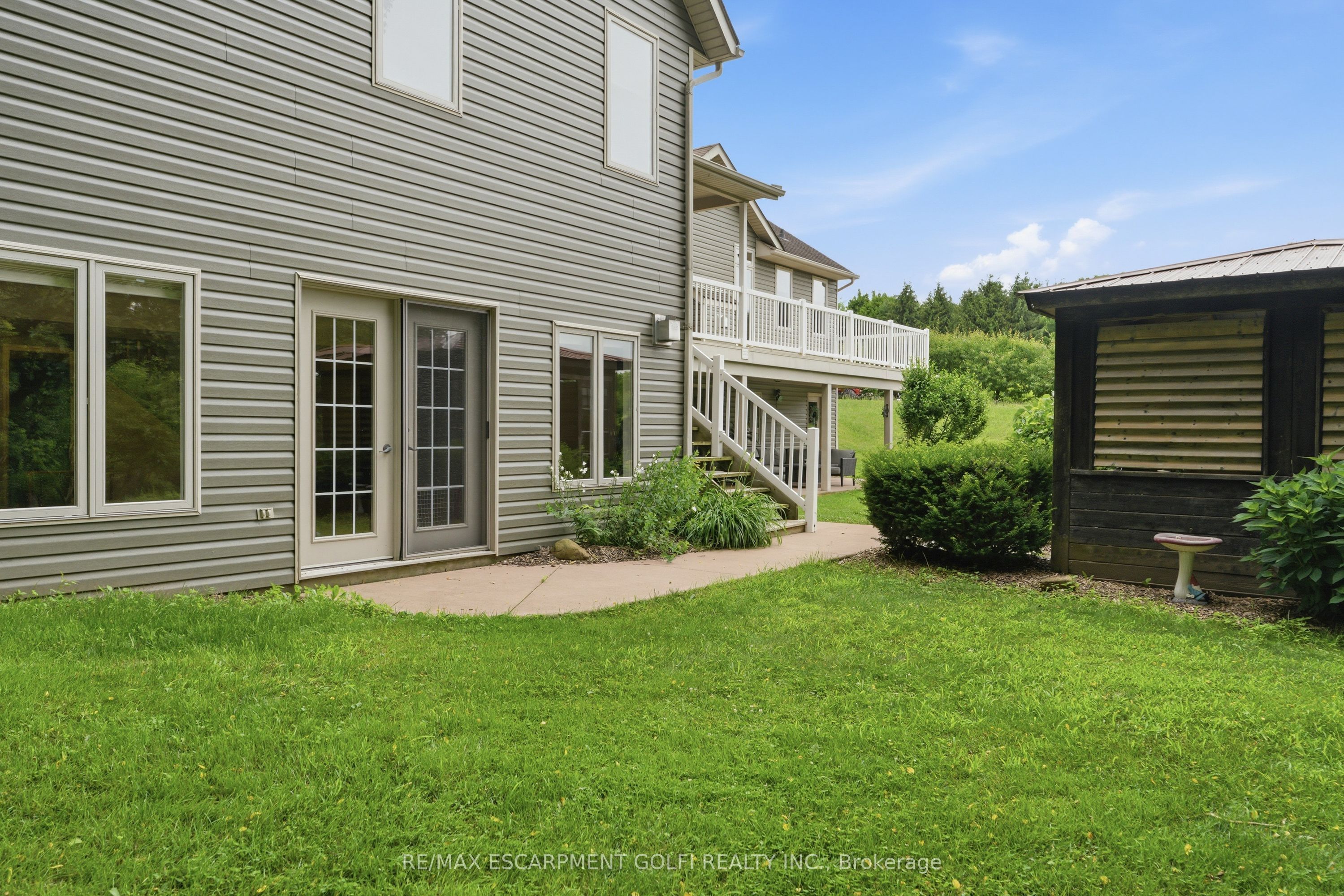 461 Tice Road Property Photo 6