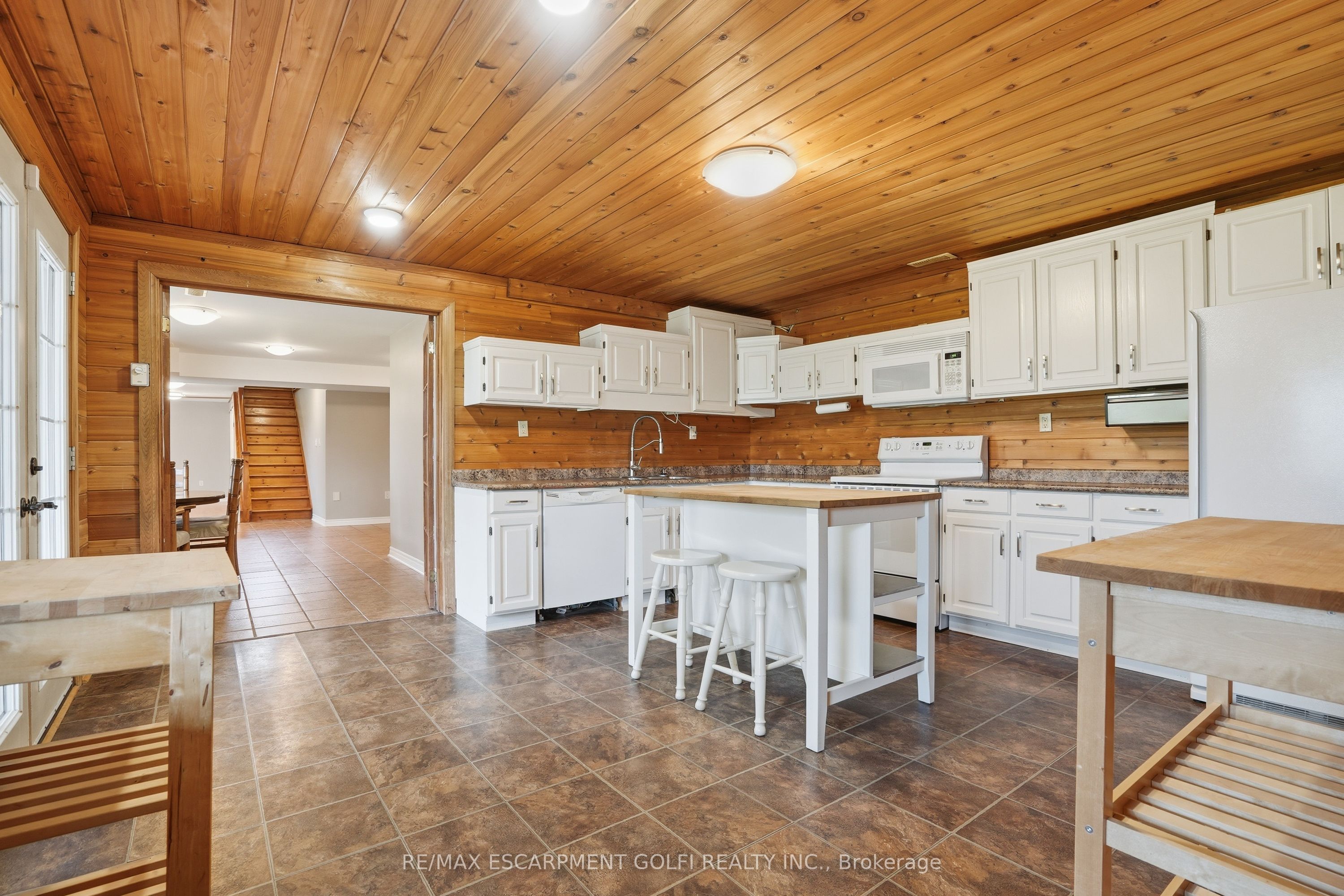 461 Tice Road Property Photo 32