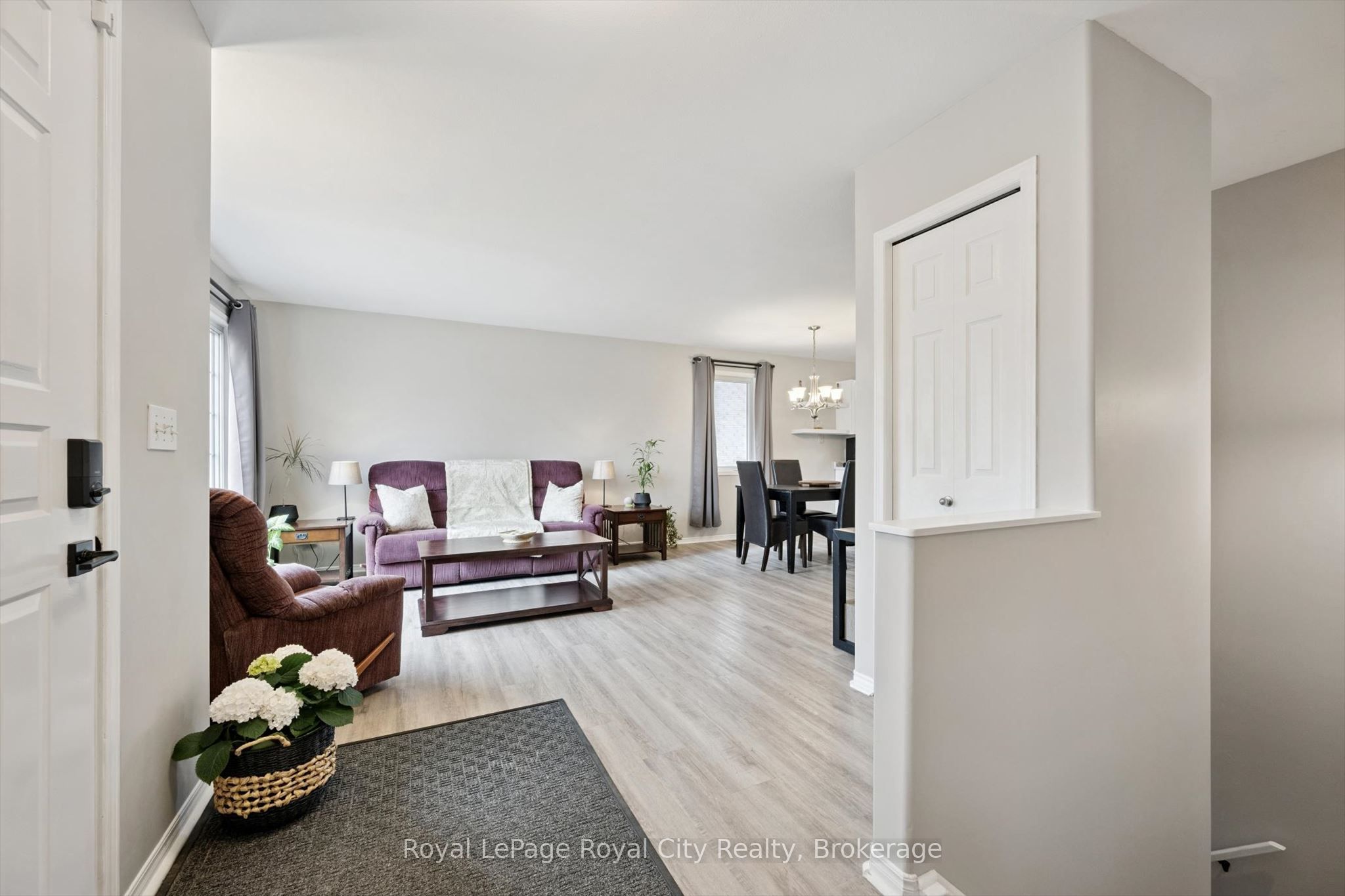 119 Meadowridge Drive Property Photo 8