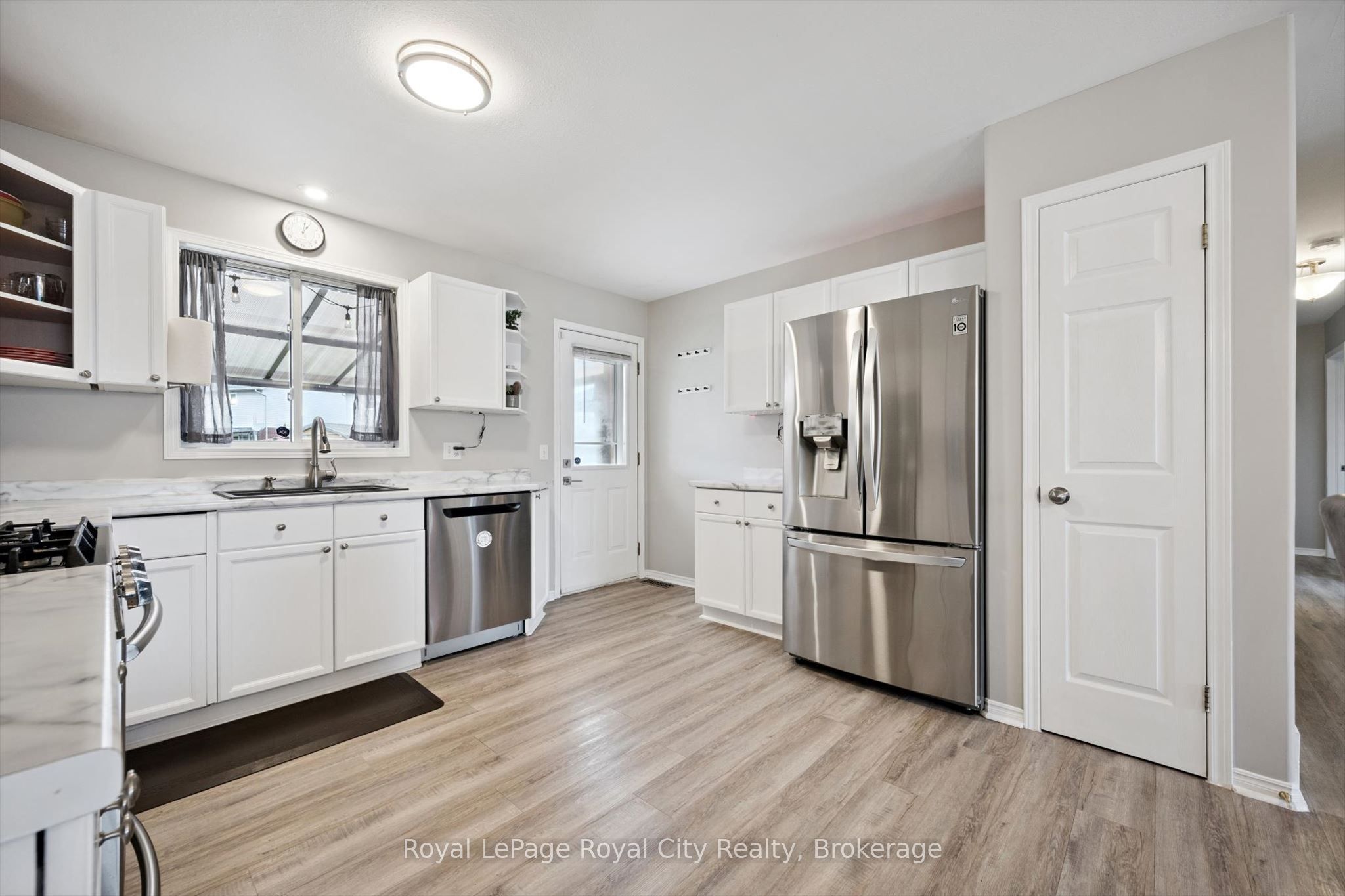 119 Meadowridge Drive Property Photo 11