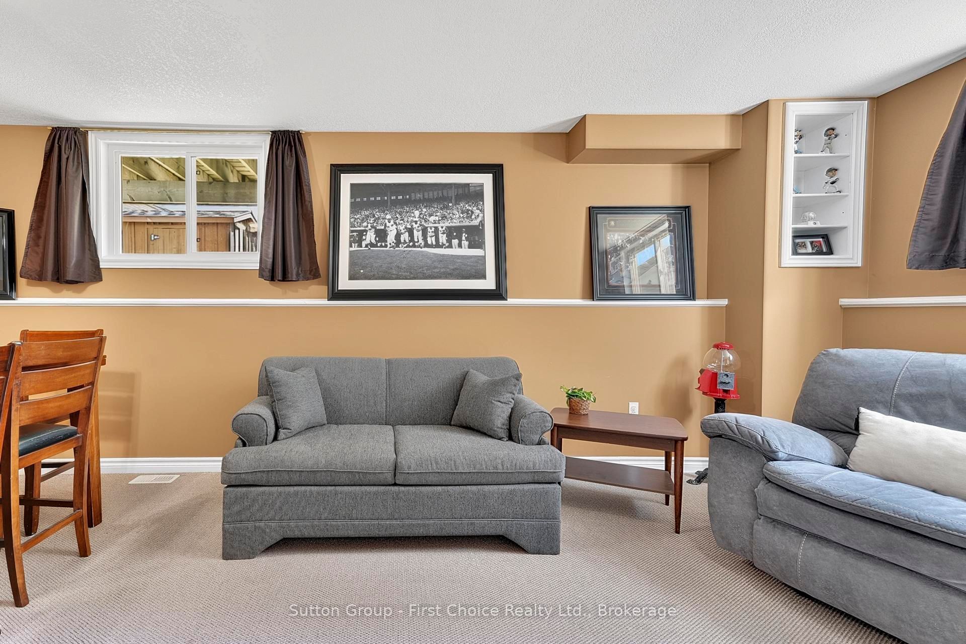 670 Reid Crescent Property Photo 31