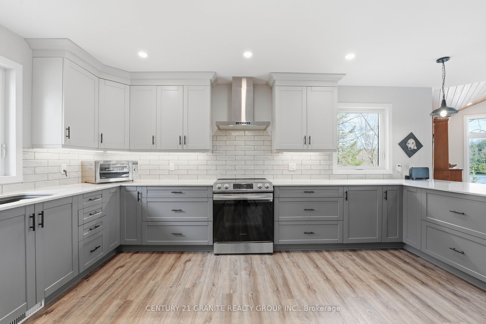1407 Abrams Road W Property Photo 9