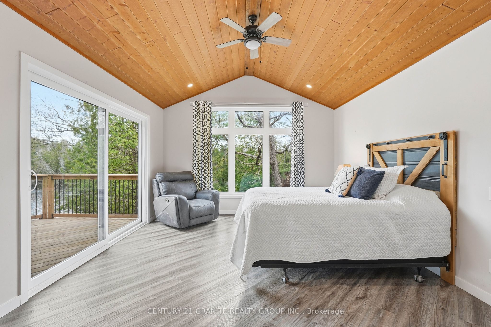 1407 Abrams Road W Property Photo 13