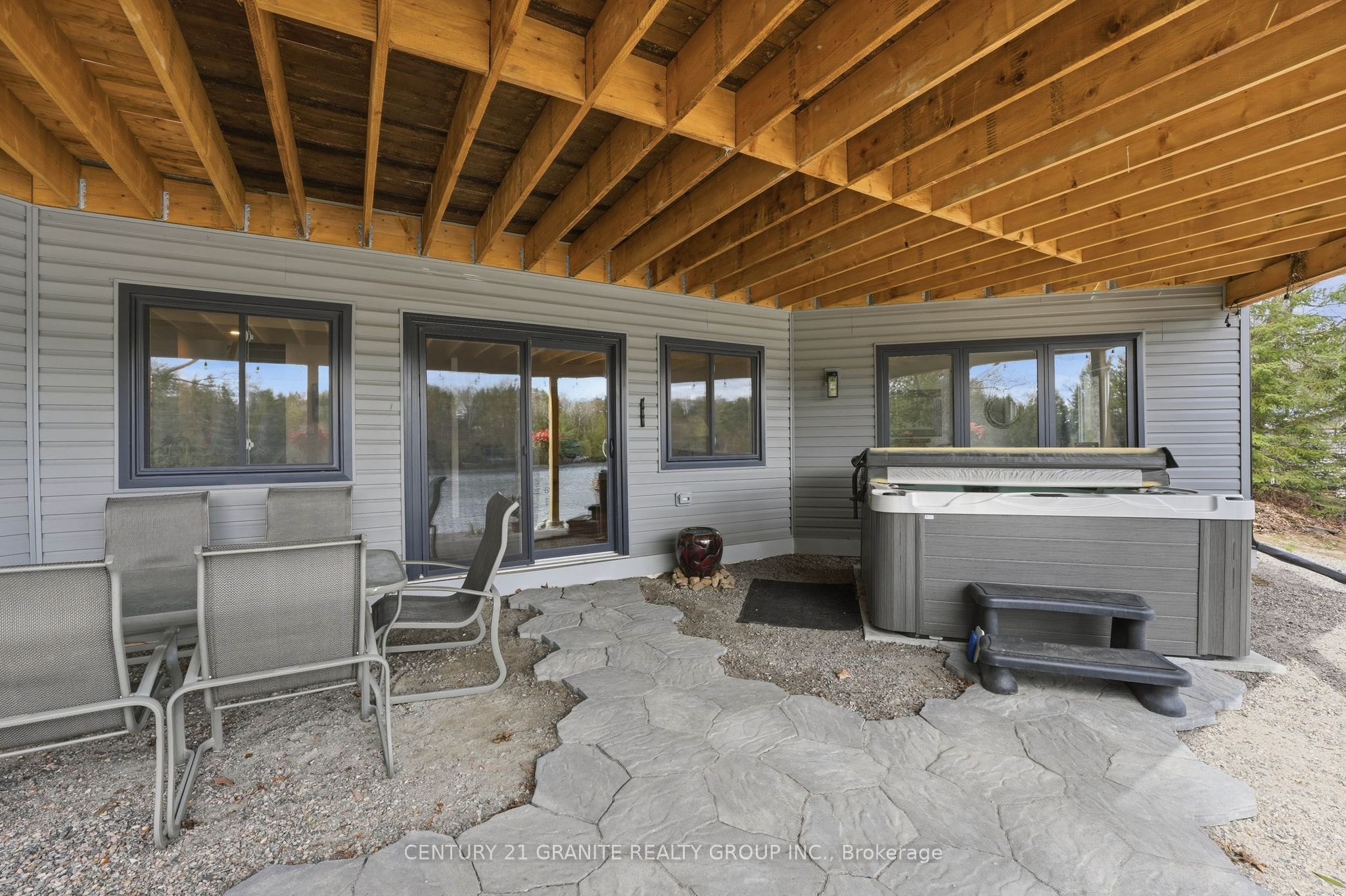 1407 Abrams Road W Property Photo 34