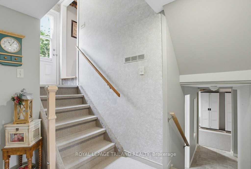 5 Warren Crescent Property Photo 23