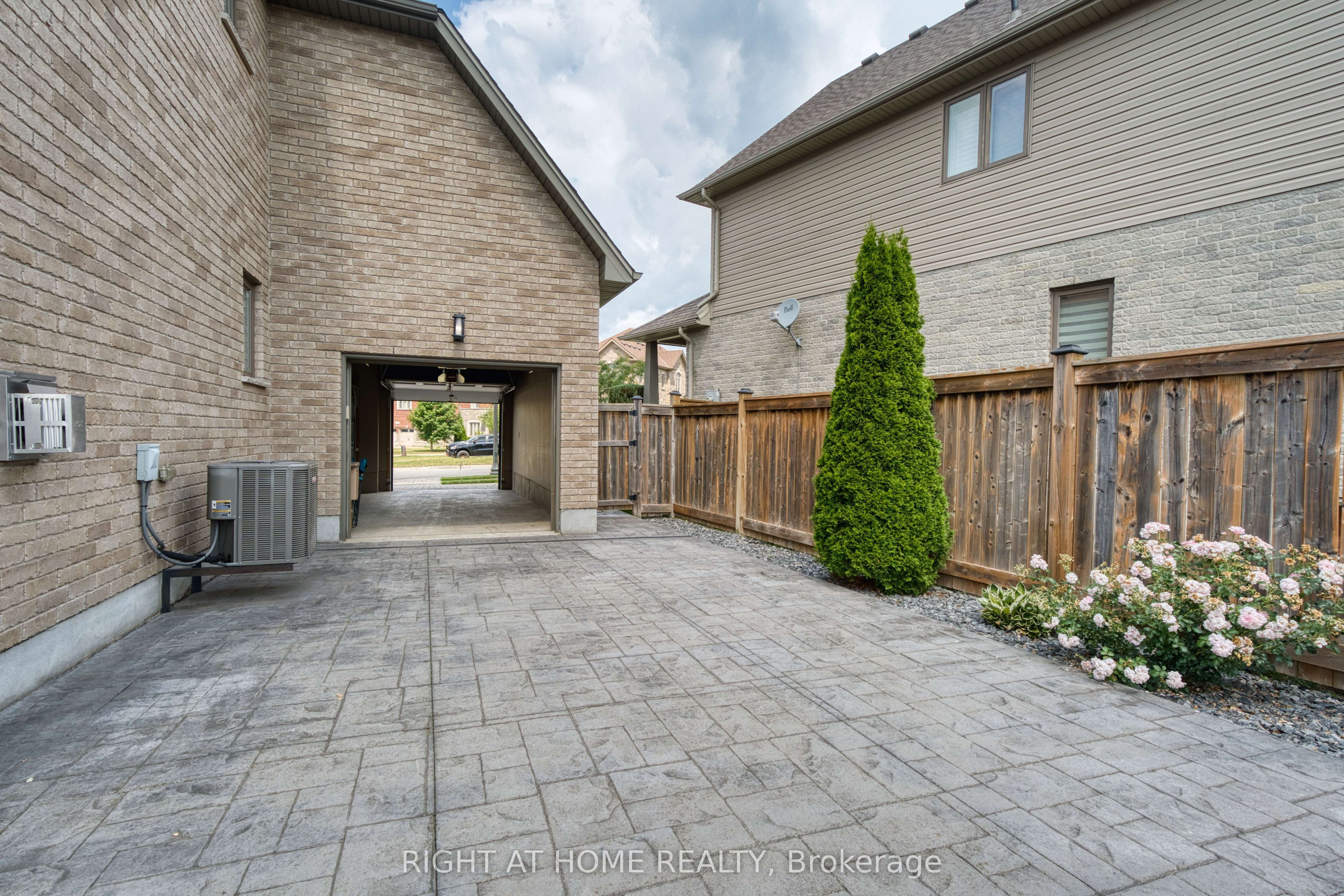 171 Bradwell Chase Property Photo 36
