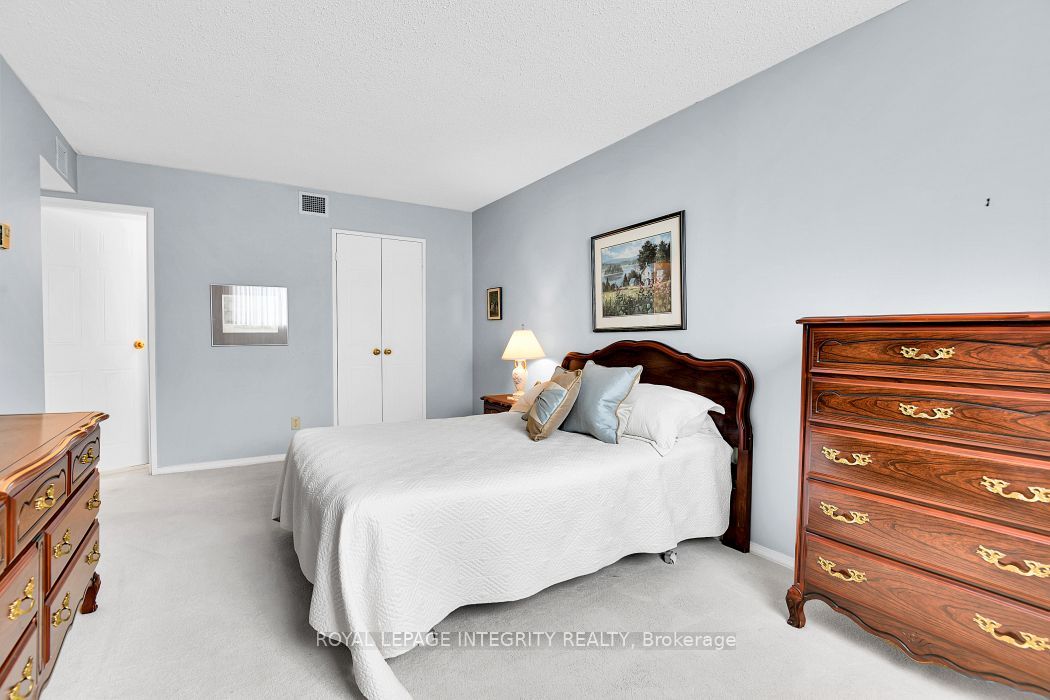 1705 Playfair Drive 810 Property Photo 23