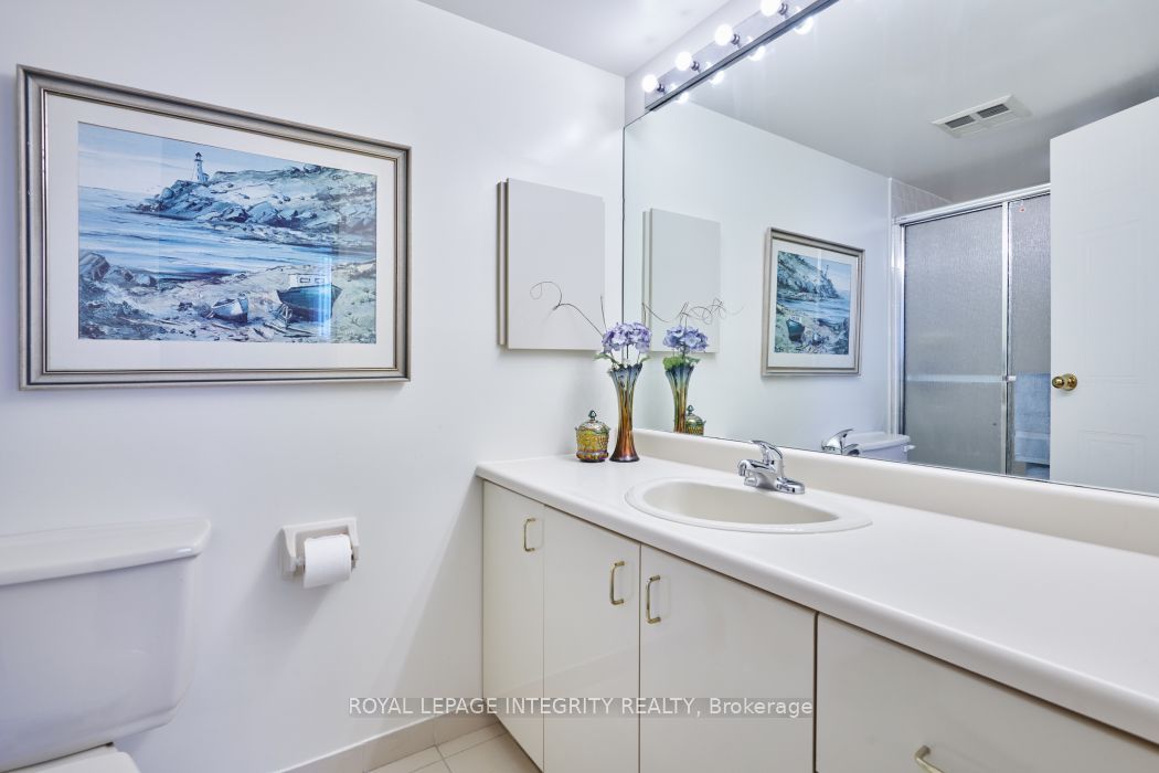 1705 Playfair Drive 810 Property Photo 24