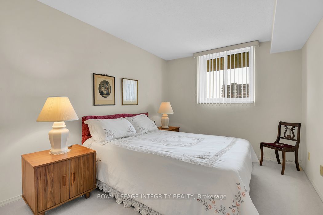 1705 Playfair Drive 810 Property Photo 25