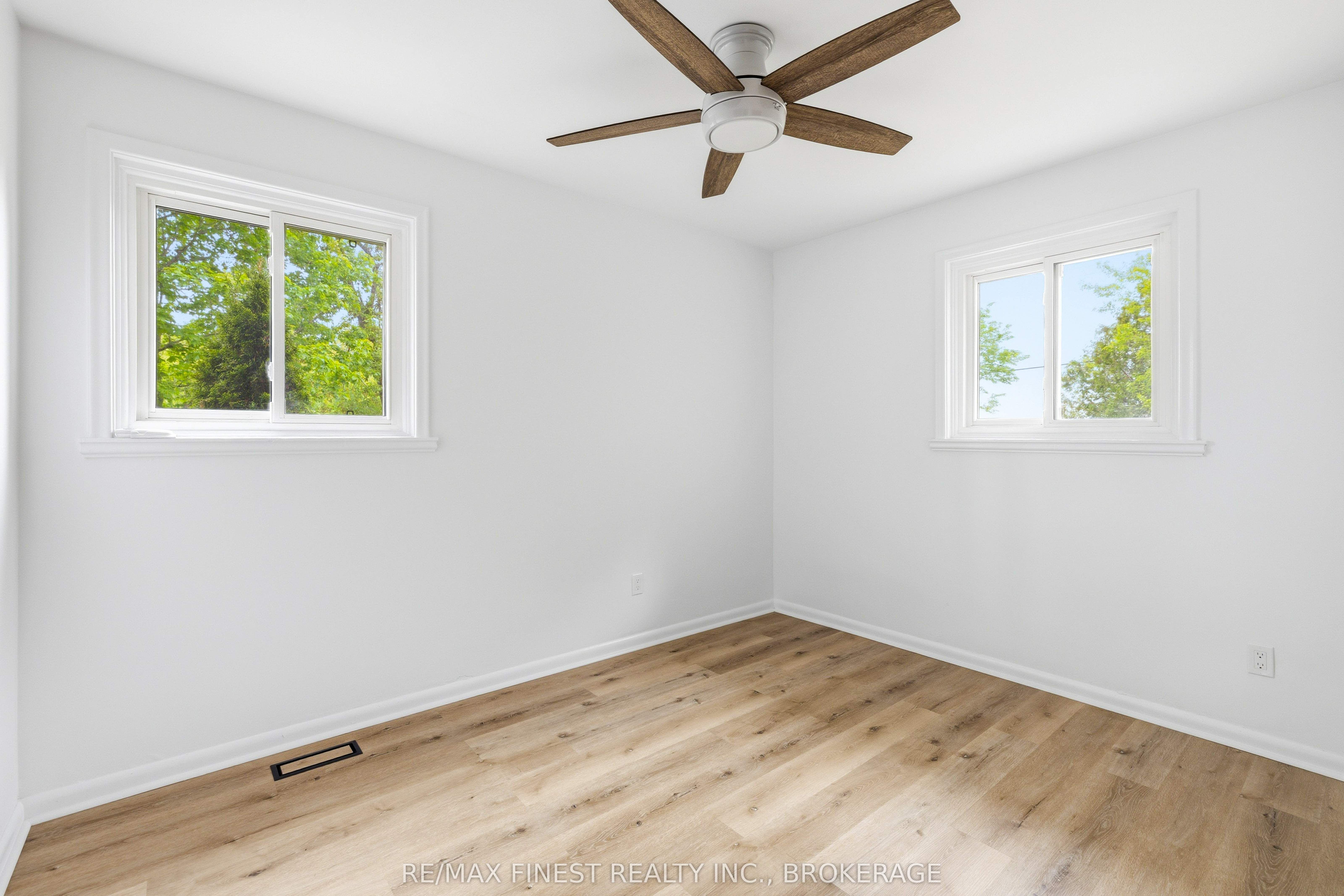 1604 Joyceville Road Property Photo 6