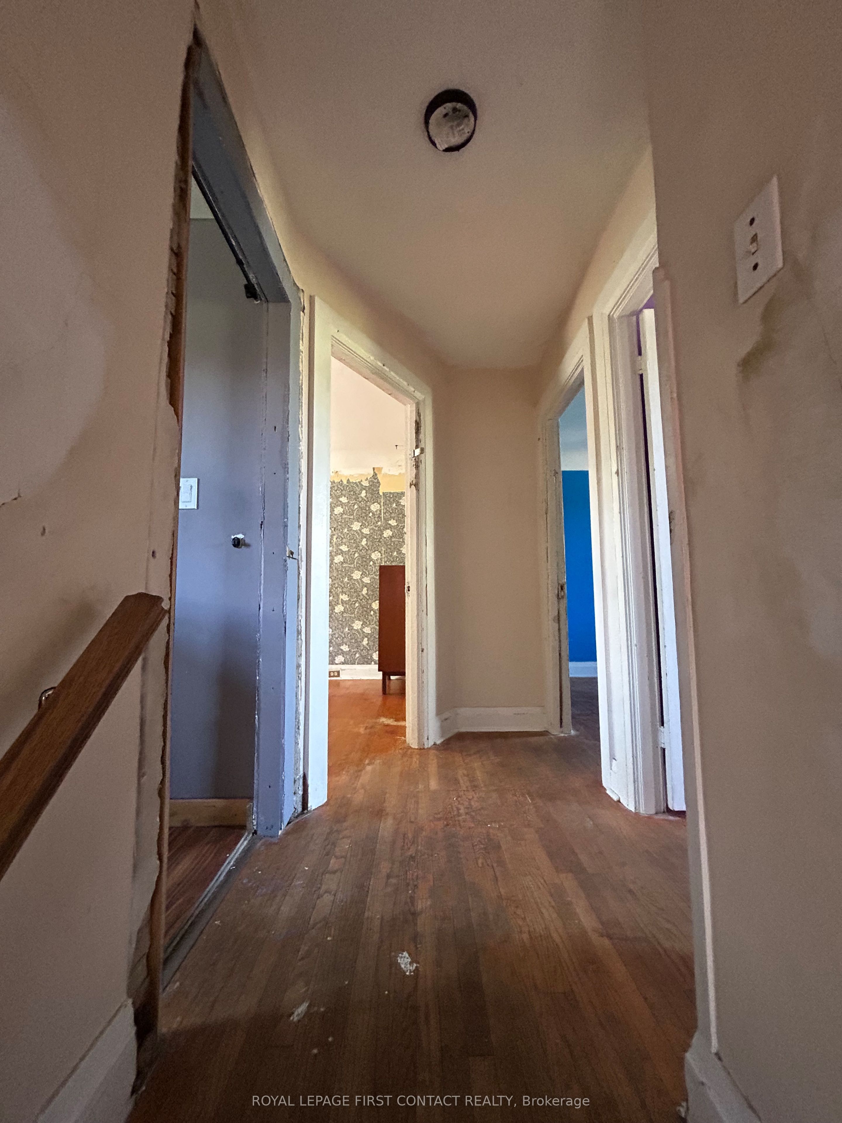 1068 1st A Avenue W Property Photo 10