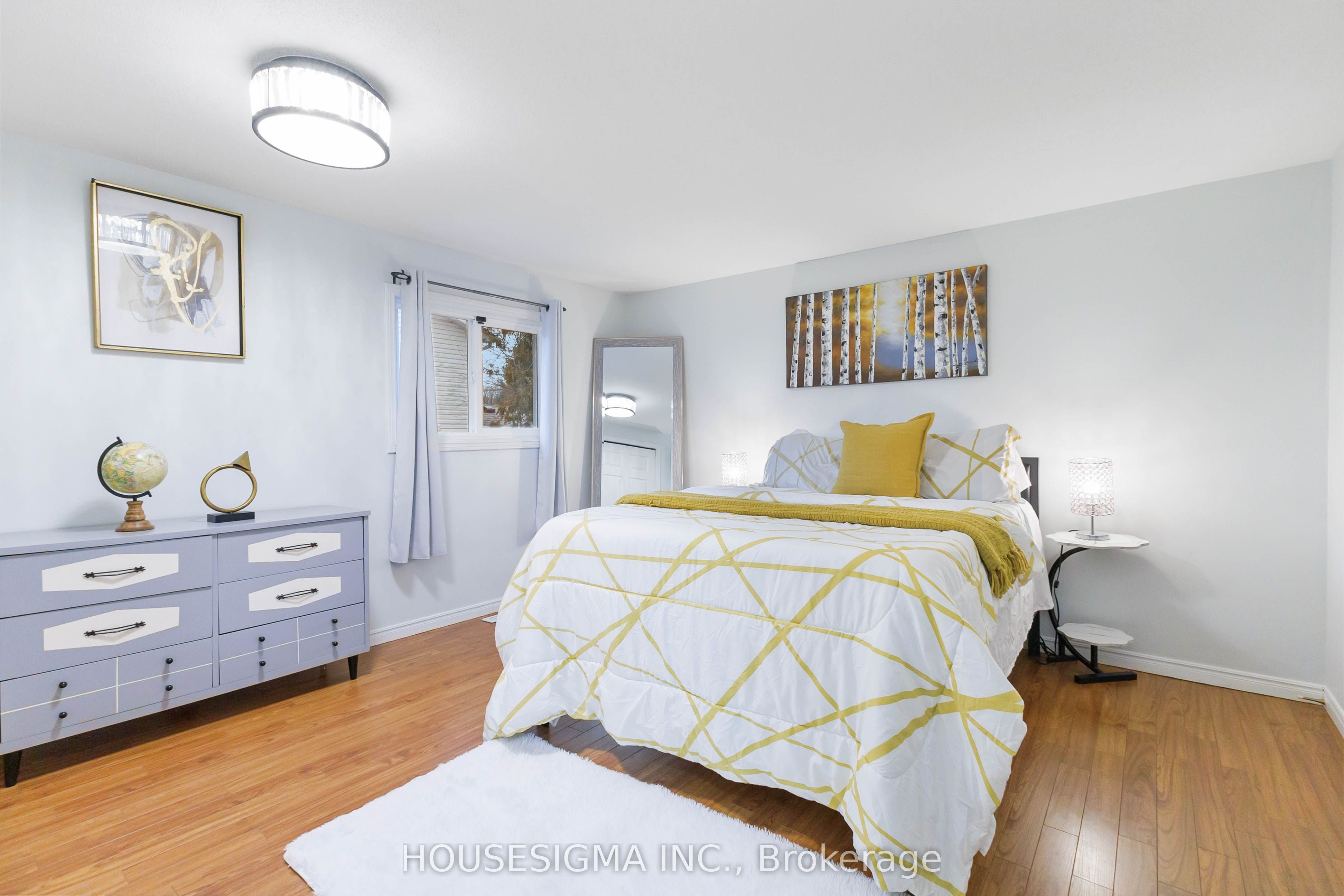 220 Killarney Grove Property Photo 14