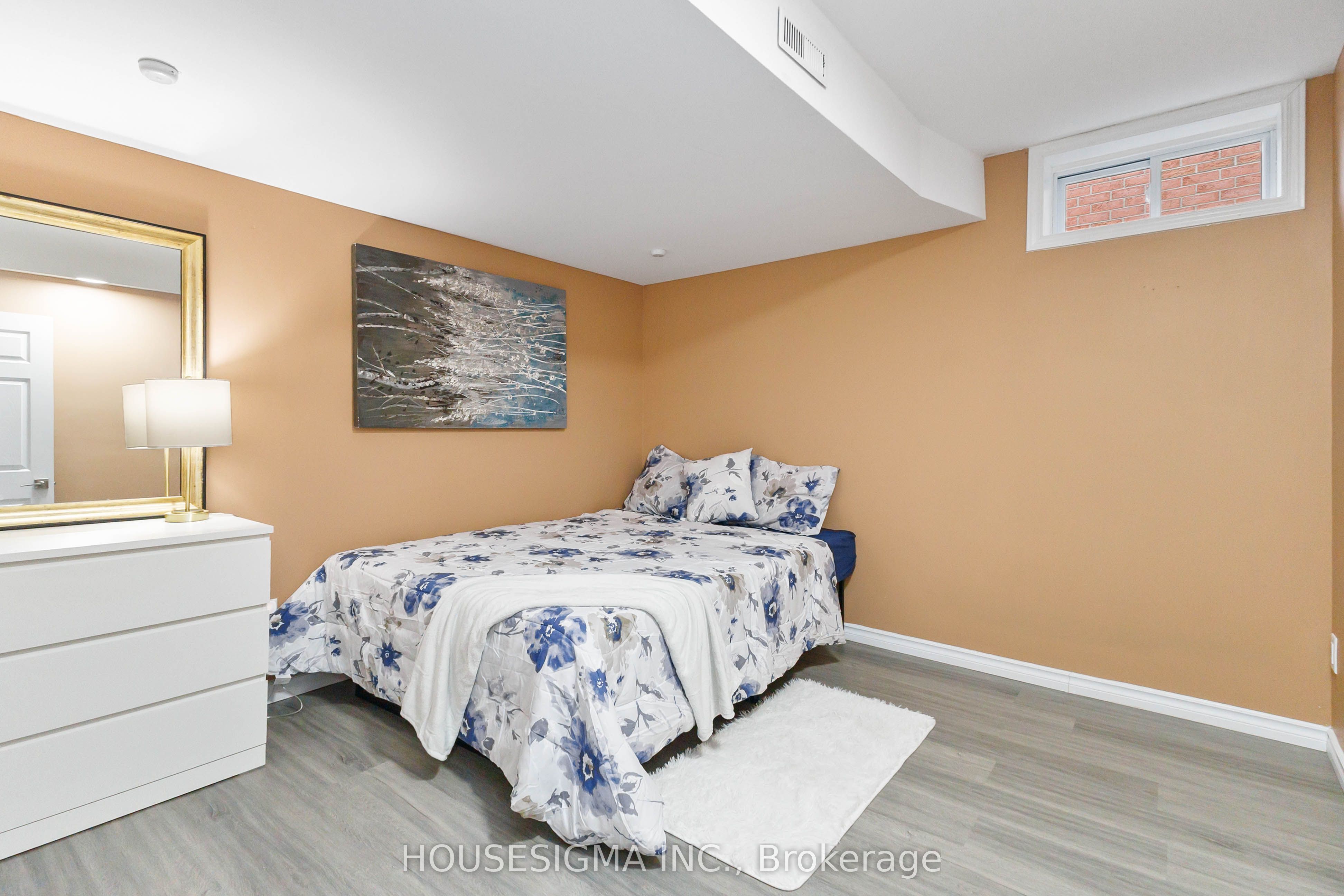 220 Killarney Grove Property Photo 24