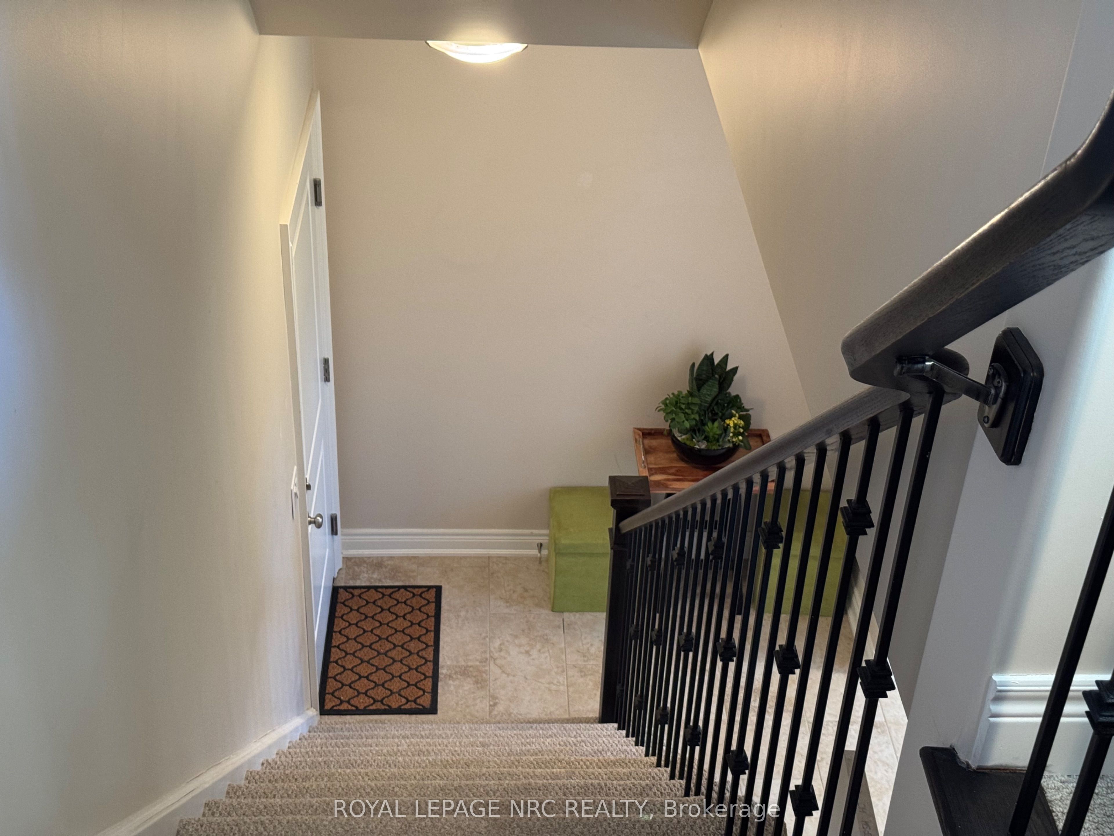 6186 Dorchester Road 2 Property Photo 29