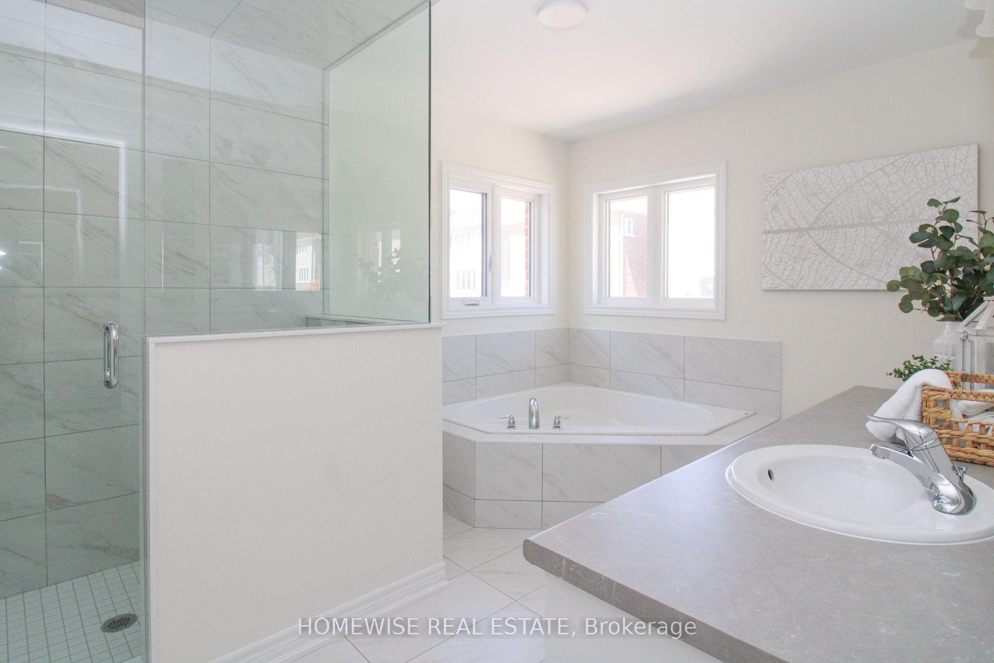 514 Clayton Avenue Property Photo 9