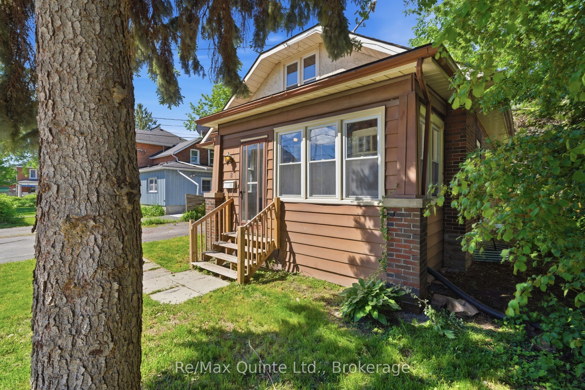 8 Dunbar Street Property Photo 4