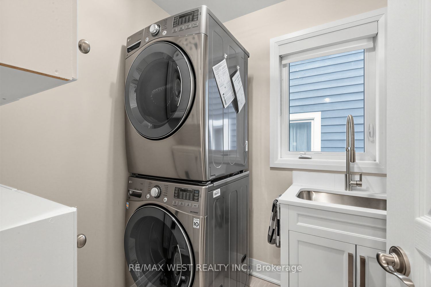 113 Dory Row Property Photo 13